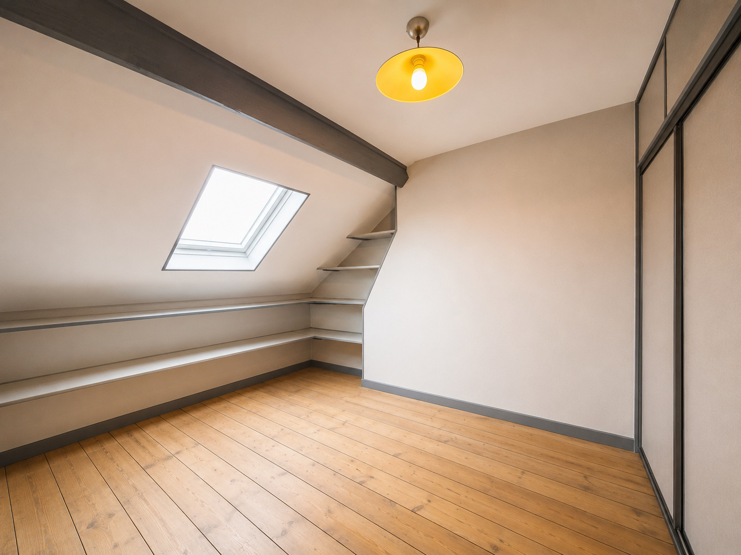 Immo80 – L'immobilier à Amiens et dans la Somme-AMIENS – QUARTIER SAINT ACHEUL – 4 CHAMBRES – COUR – CAVE