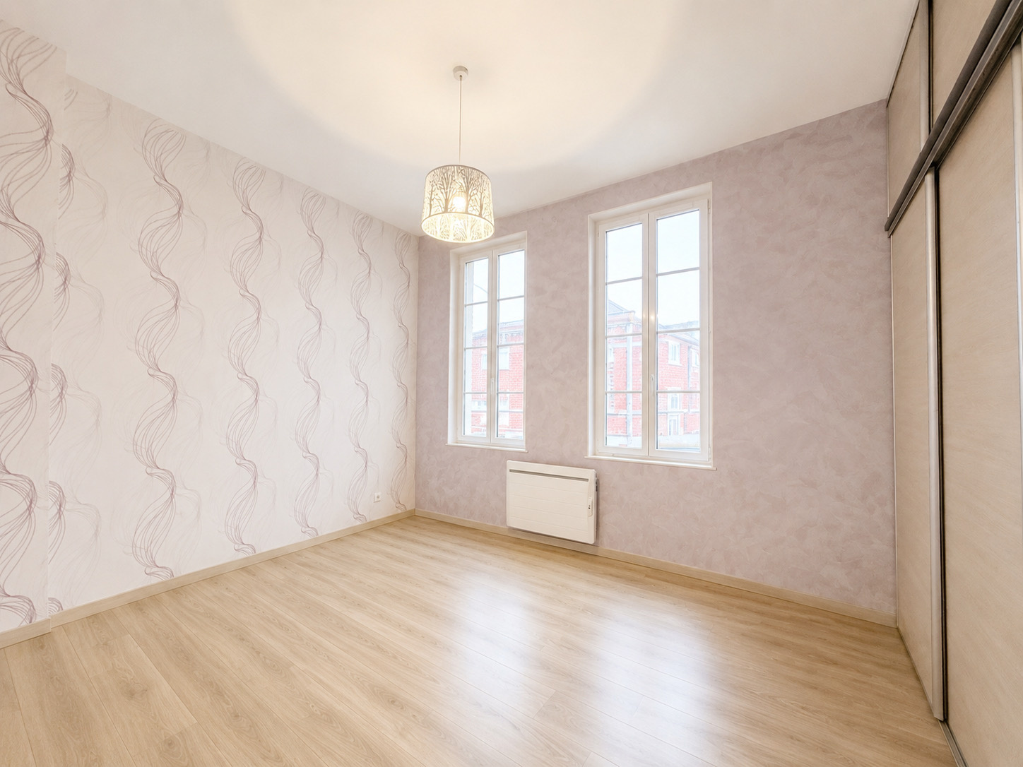 Immo80 – L'immobilier à Amiens et dans la Somme-AMIENS – QUARTIER SAINT ACHEUL – 4 CHAMBRES – COUR – CAVE