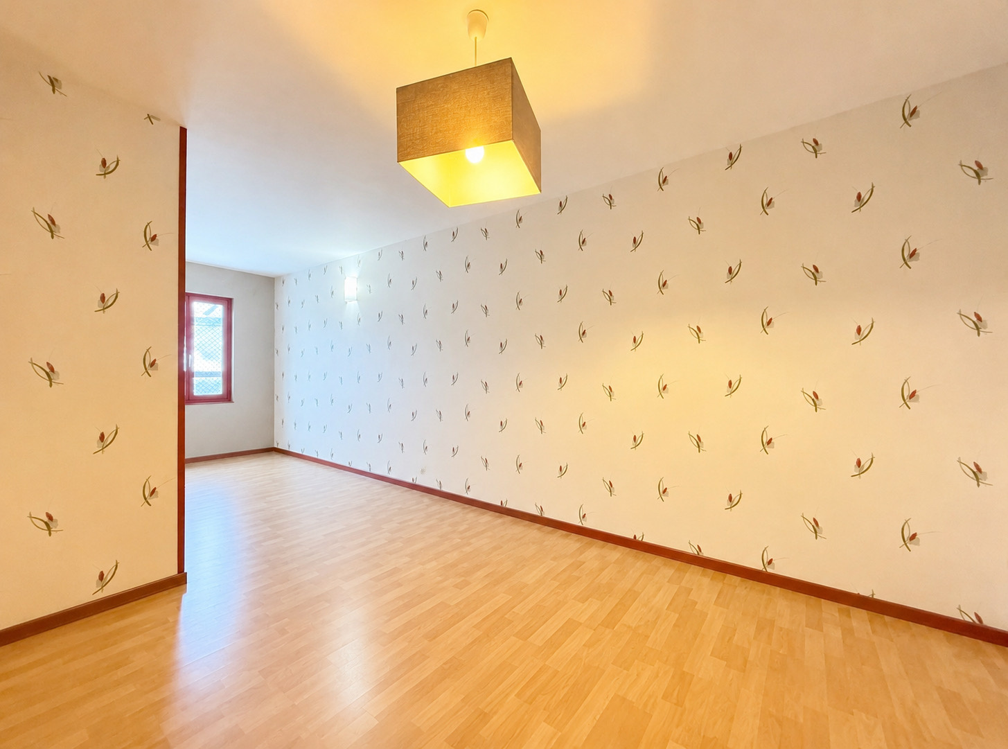 Immo80 – L'immobilier à Amiens et dans la Somme-AMIENS – QUARTIER SAINT ACHEUL – 4 CHAMBRES – COUR – CAVE