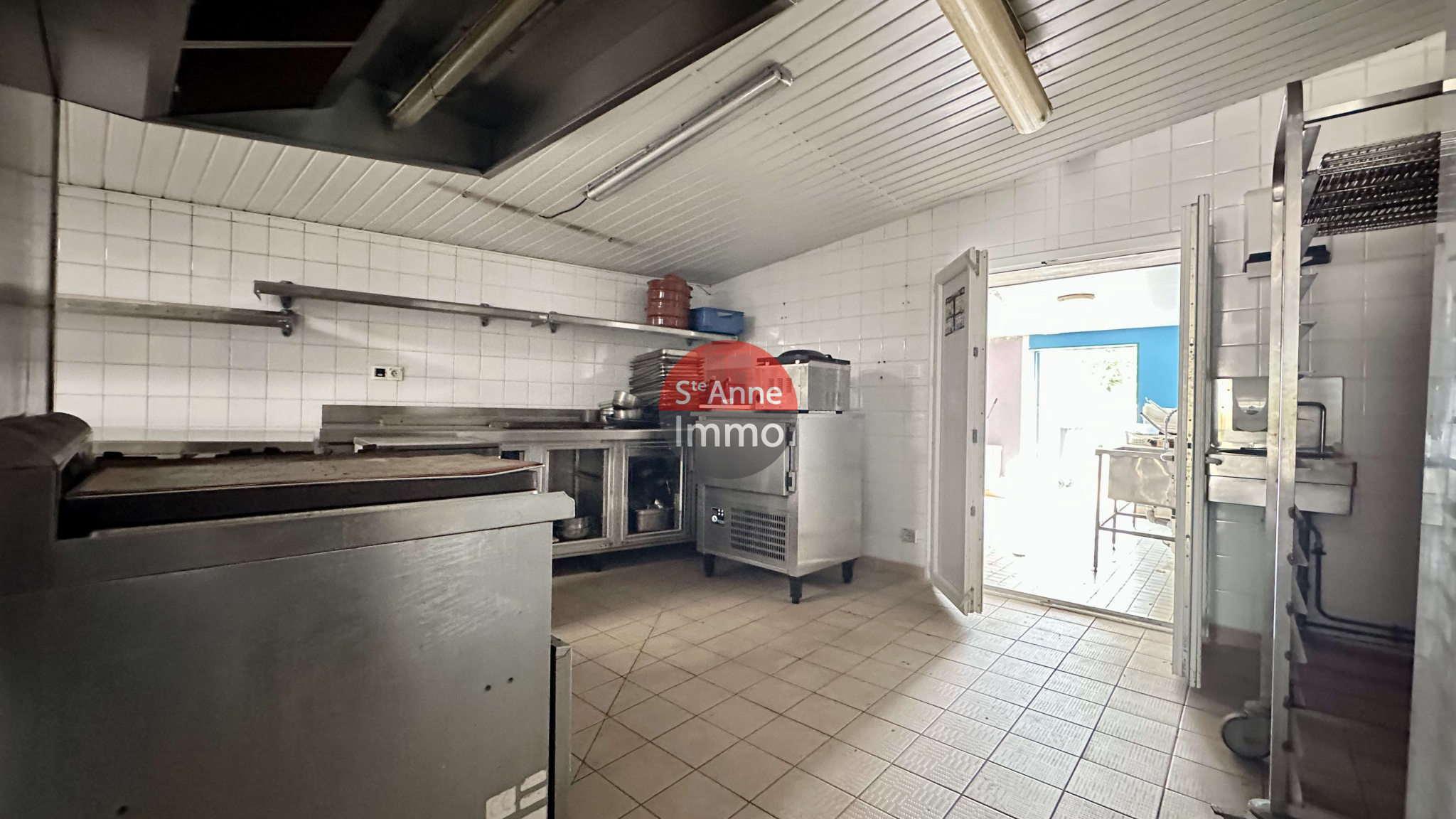 Immo80 – L'immobilier à Amiens et dans la Somme-CAULIERES – IMMEUBLE COMMERCIALE – RESTAURANT – 2 APPARTEMENTS