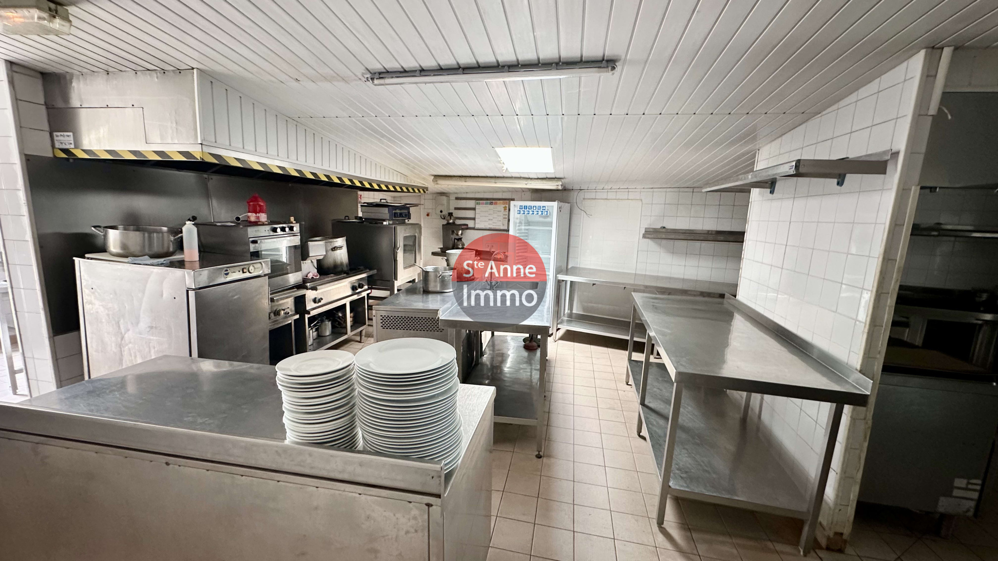 Immo80 – L'immobilier à Amiens et dans la Somme-CAULIERES – IMMEUBLE COMMERCIALE – RESTAURANT – 2 APPARTEMENTS