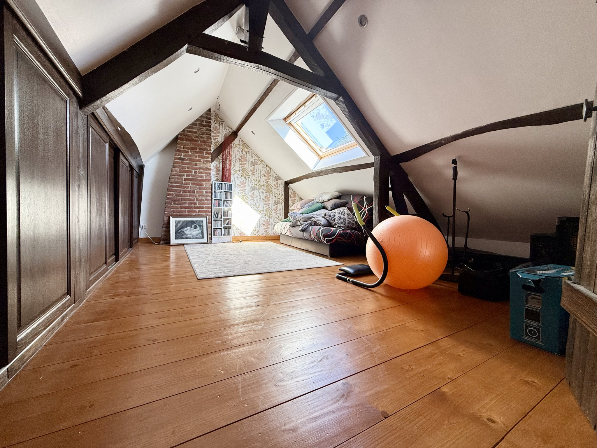 Immo80 – L'immobilier à Amiens et dans la Somme-CAIX – MAISON AVEC AUTONOMIE DE PLAIN PIED – 3 CHAMBRES – JARDIN – PLACE DE STATIONNEMENT