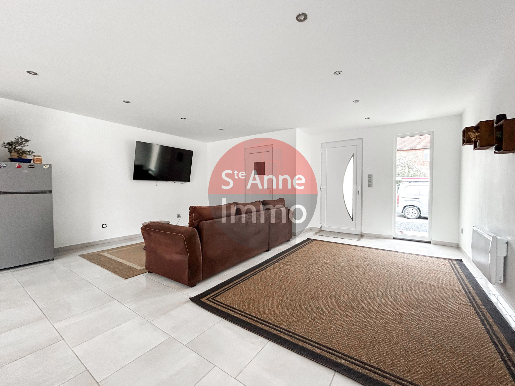 Immo80 – L'immobilier à Amiens et dans la Somme-SAINT-QUENTIN – PAVILLON INDIVIDUEL DE PLAIN PIED – 3 CHAMBRES – GARAGE – COUR – JARDIN