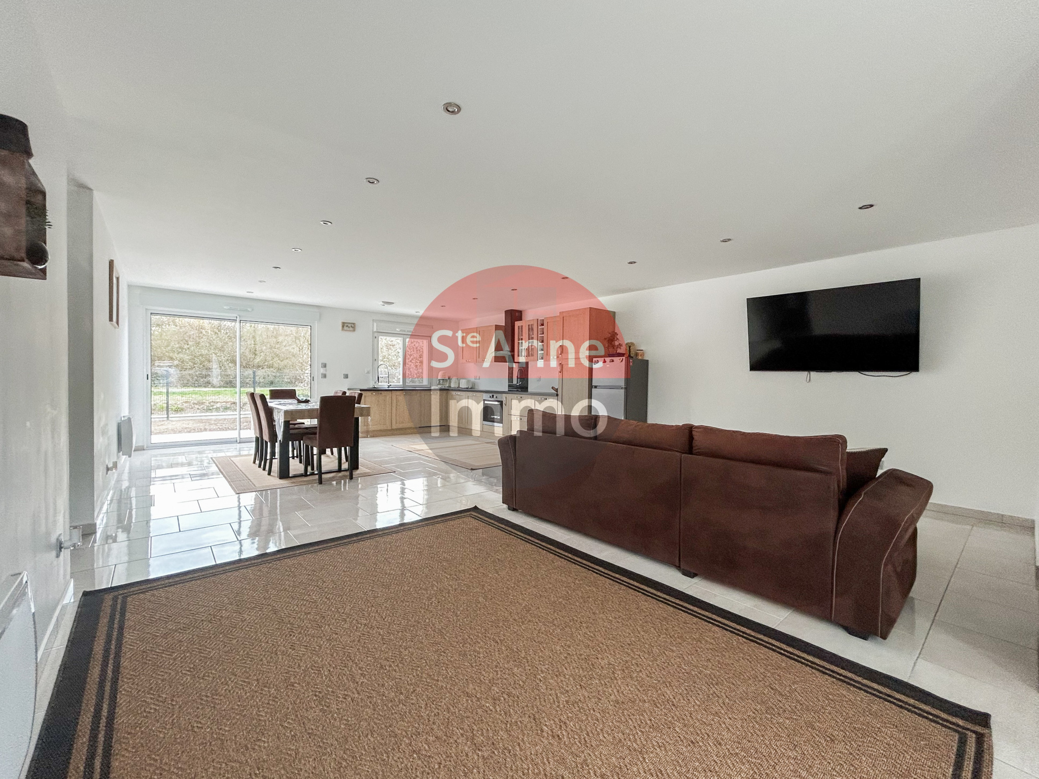 Immo80 – L'immobilier à Amiens et dans la Somme-SAINT-QUENTIN – PAVILLON INDIVIDUEL DE PLAIN PIED – 3 CHAMBRES – GARAGE –...