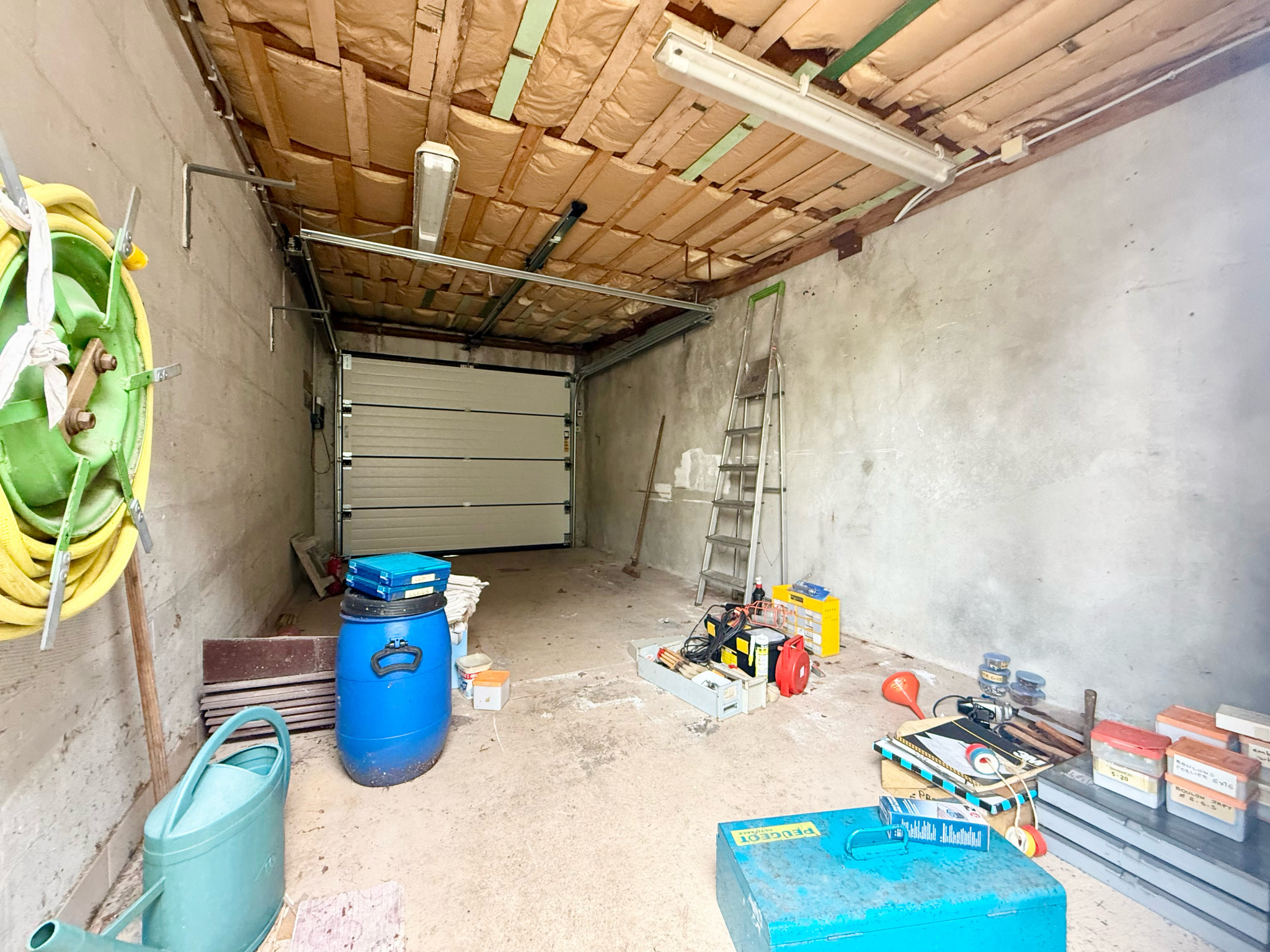 Immo80 – L'immobilier à Amiens et dans la Somme-AMIENS SUD – MAISON SEMI MITOYENNE – 3 CHAMBRES – GARAGE – JARDIN – DEPENDANCES