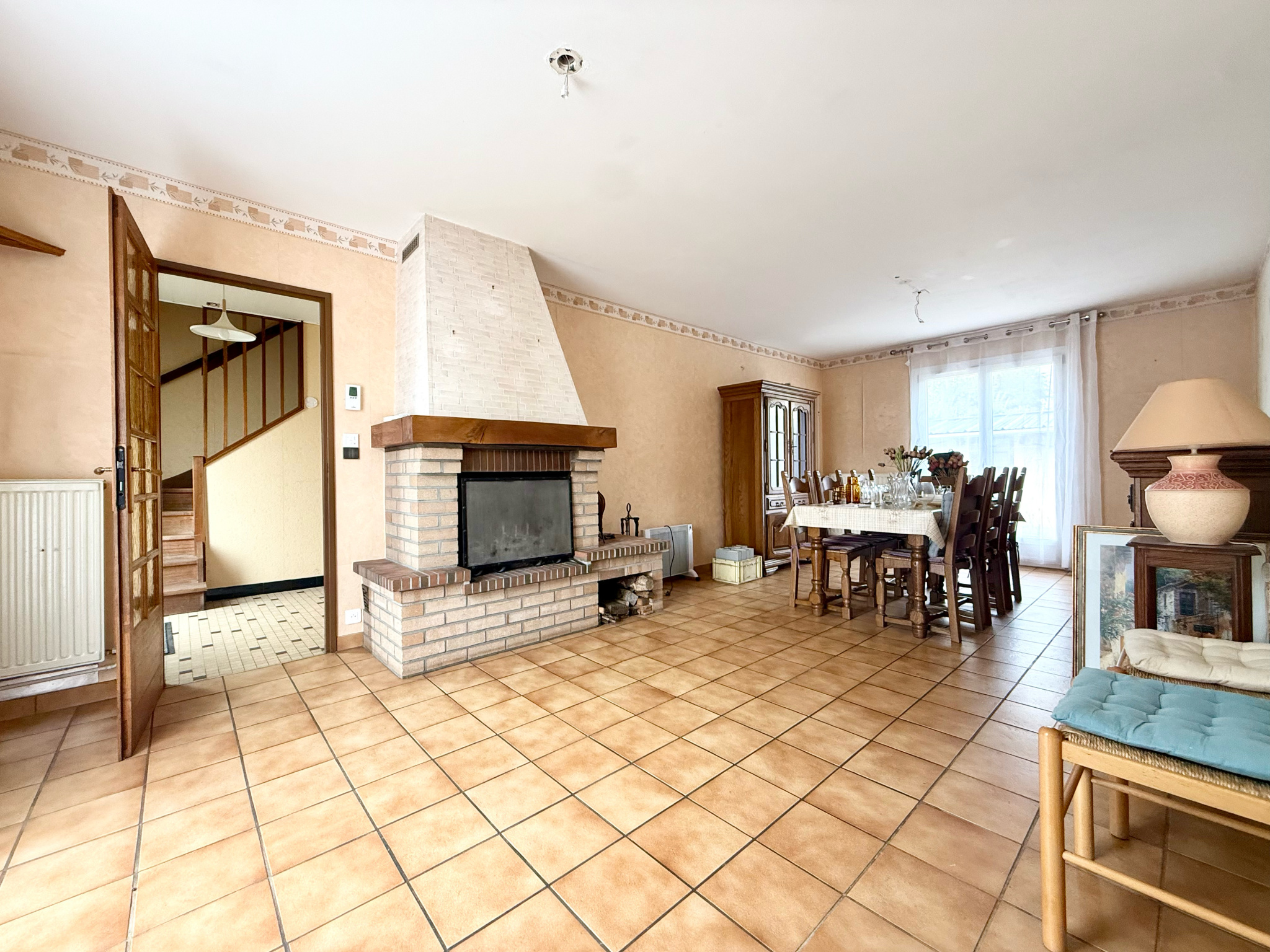 Immo80 – L'immobilier à Amiens et dans la Somme-AMIENS SUD – MAISON SEMI MITOYENNE – 3 CHAMBRES – GARAGE – JARDIN – DEPENDANCES