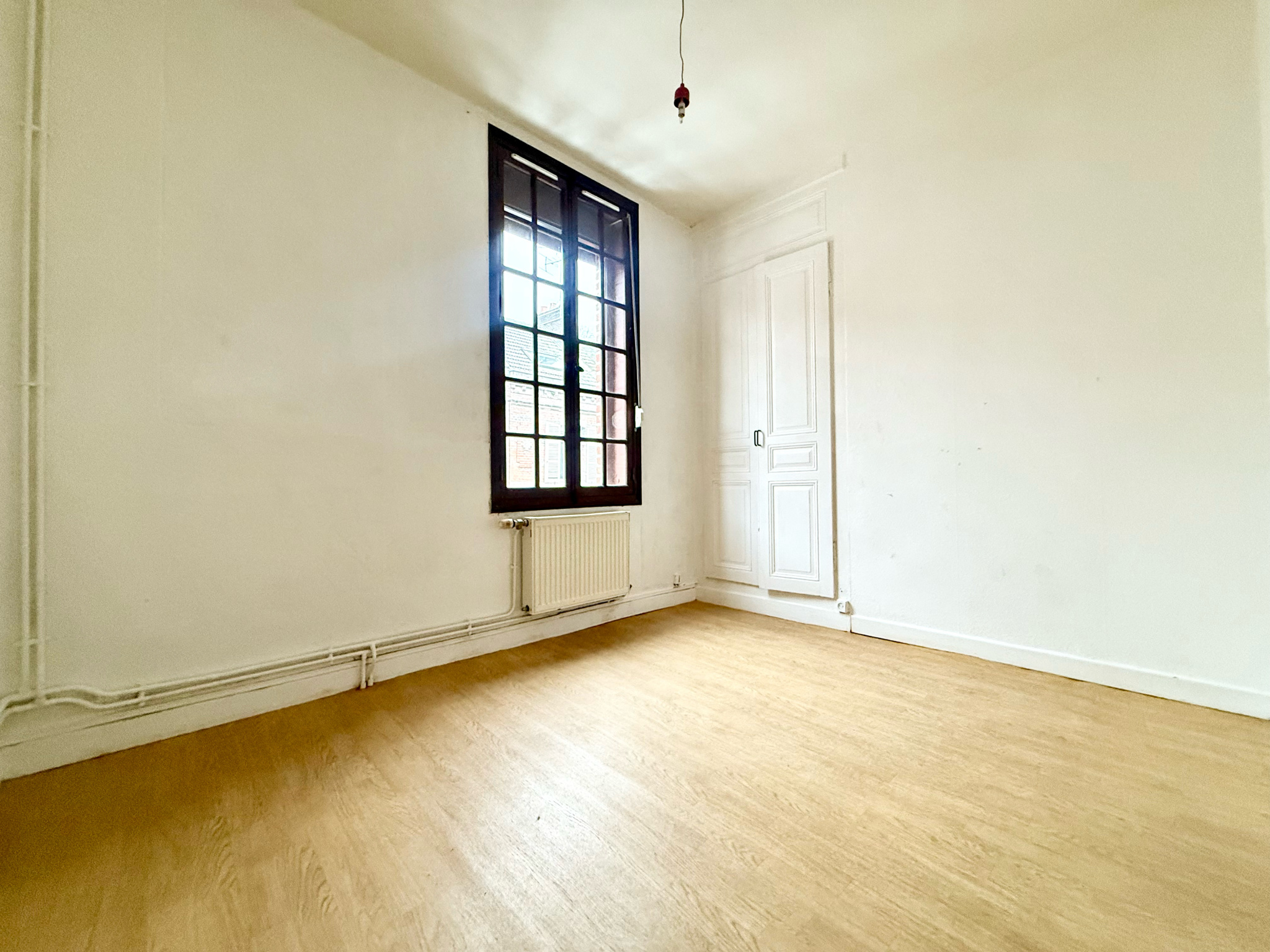 Immo80 – L'immobilier à Amiens et dans la Somme-AMIENS – QUARTIER SAINT HONORE – AMIENOISE – 2 CHAMBRES – 1 BUREAU – IDEAL INVESTISSEURS