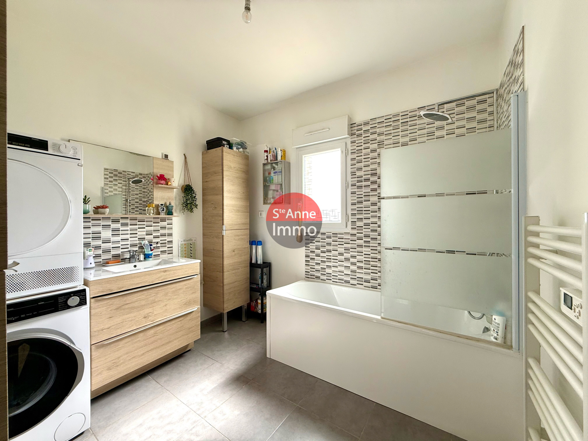 Immo80 – L'immobilier à Amiens et dans la Somme-MESNIL-SAINT-NICAISE – MAISON INDIVIDUELLE – PLAIN PIED – 3 CHAMBRES – GARAGE – COUR – JARDIN