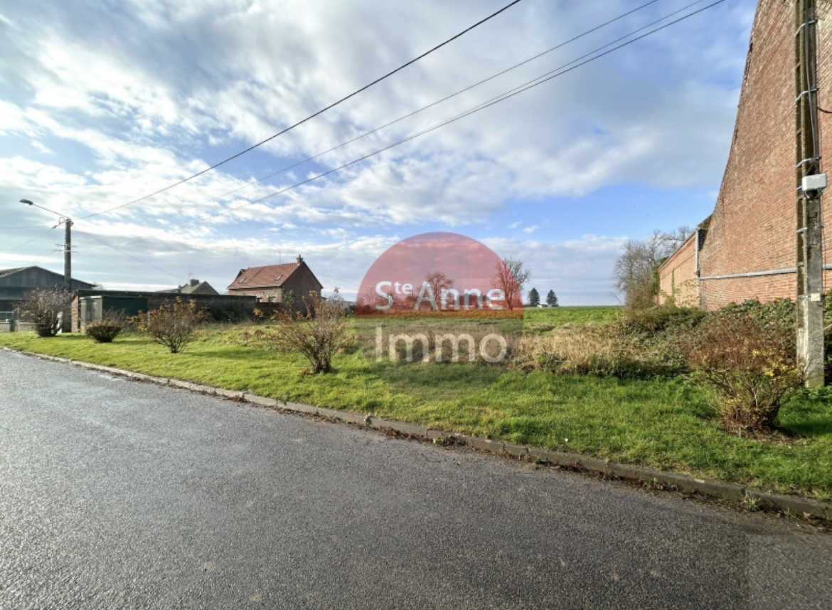 Immo80 – L'immobilier à Amiens et dans la Somme-PARVILLERS-LE-QUESNOY – TERRAIN A BATIR DE 3399m2