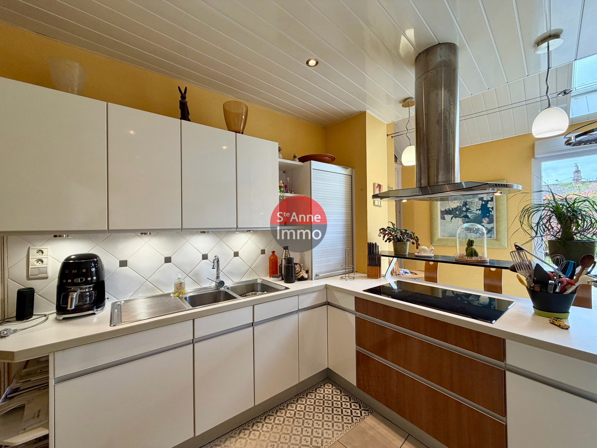 Immo80 – L'immobilier à Amiens et dans la Somme-MIRAUMONT – MAISON 165m2 – 3 CHAMBRES – AUTONOMIE DE PLAIN PIED – 2 STUDIOS – JARDIN – GARAGE – DEPENDANCES