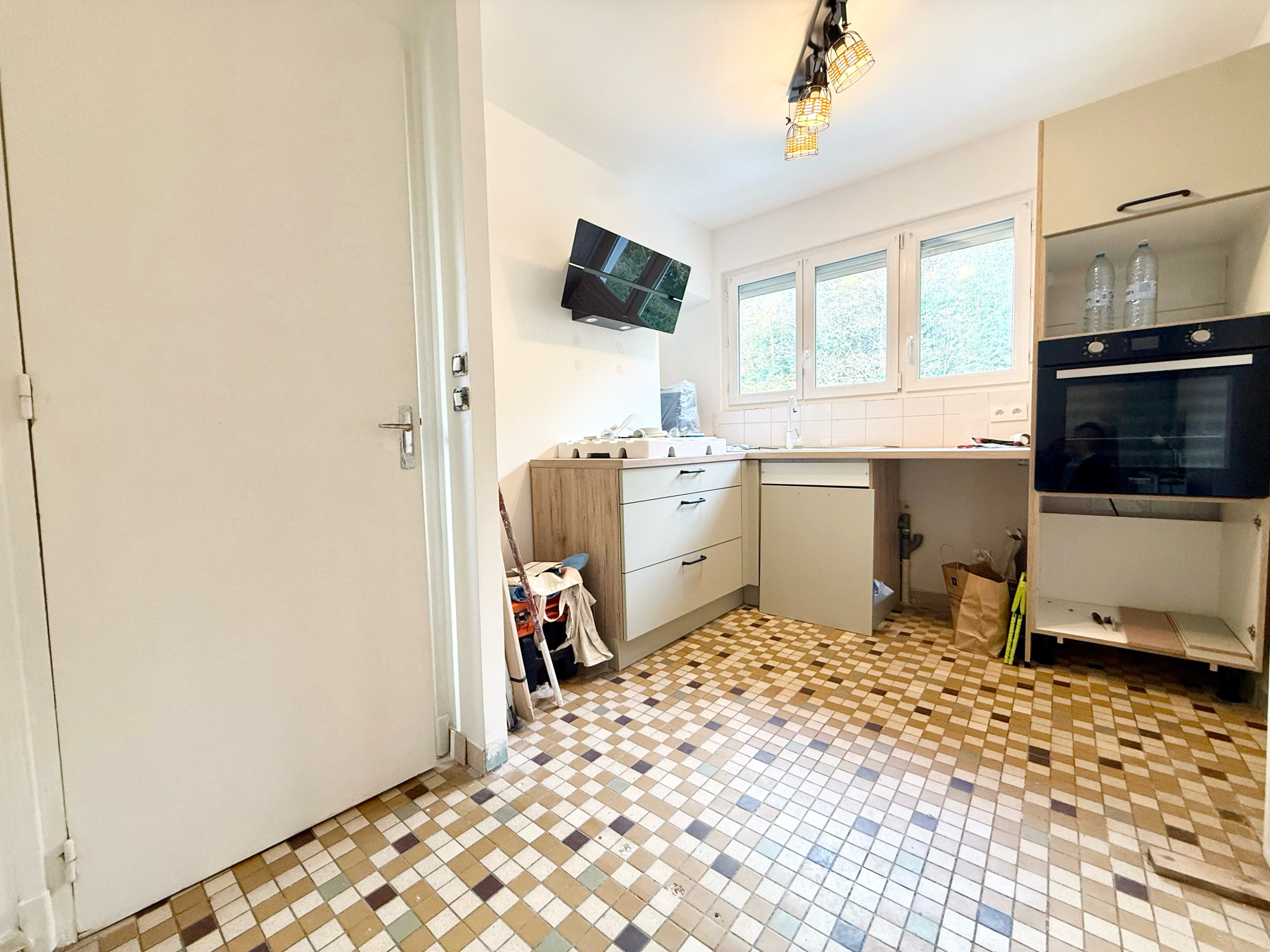 Immo80 – L'immobilier à Amiens et dans la Somme-MONTDIDIER – PAVILLON DE PLAIN PIED – 3 CHAMBRES – JARDIN – GARAGE – SOUS SOL COMPLET