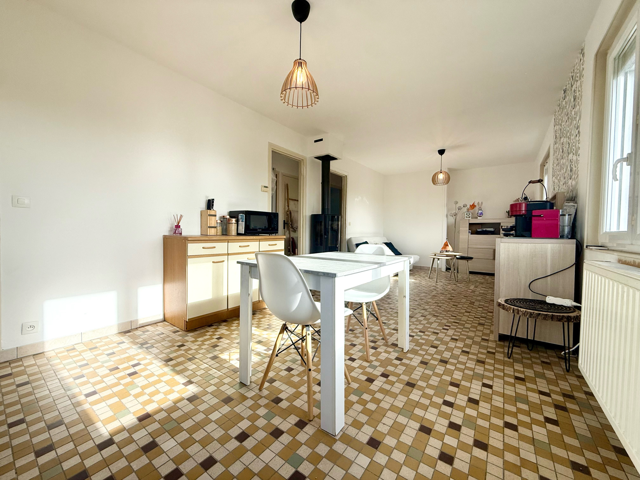 Immo80 – L'immobilier à Amiens et dans la Somme-MONTDIDIER – PAVILLON DE PLAIN PIED – 3 CHAMBRES – JARDIN – GARAGE...