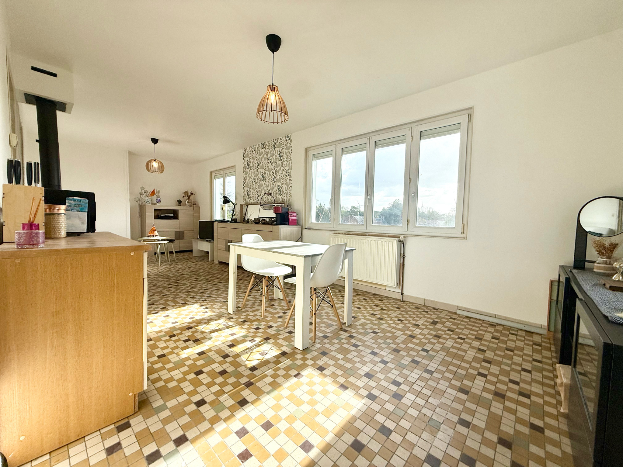 Immo80 – L'immobilier à Amiens et dans la Somme-MONTDIDIER – PAVILLON DE PLAIN PIED – 3 CHAMBRES – JARDIN – GARAGE – SOUS SOL COMPLET