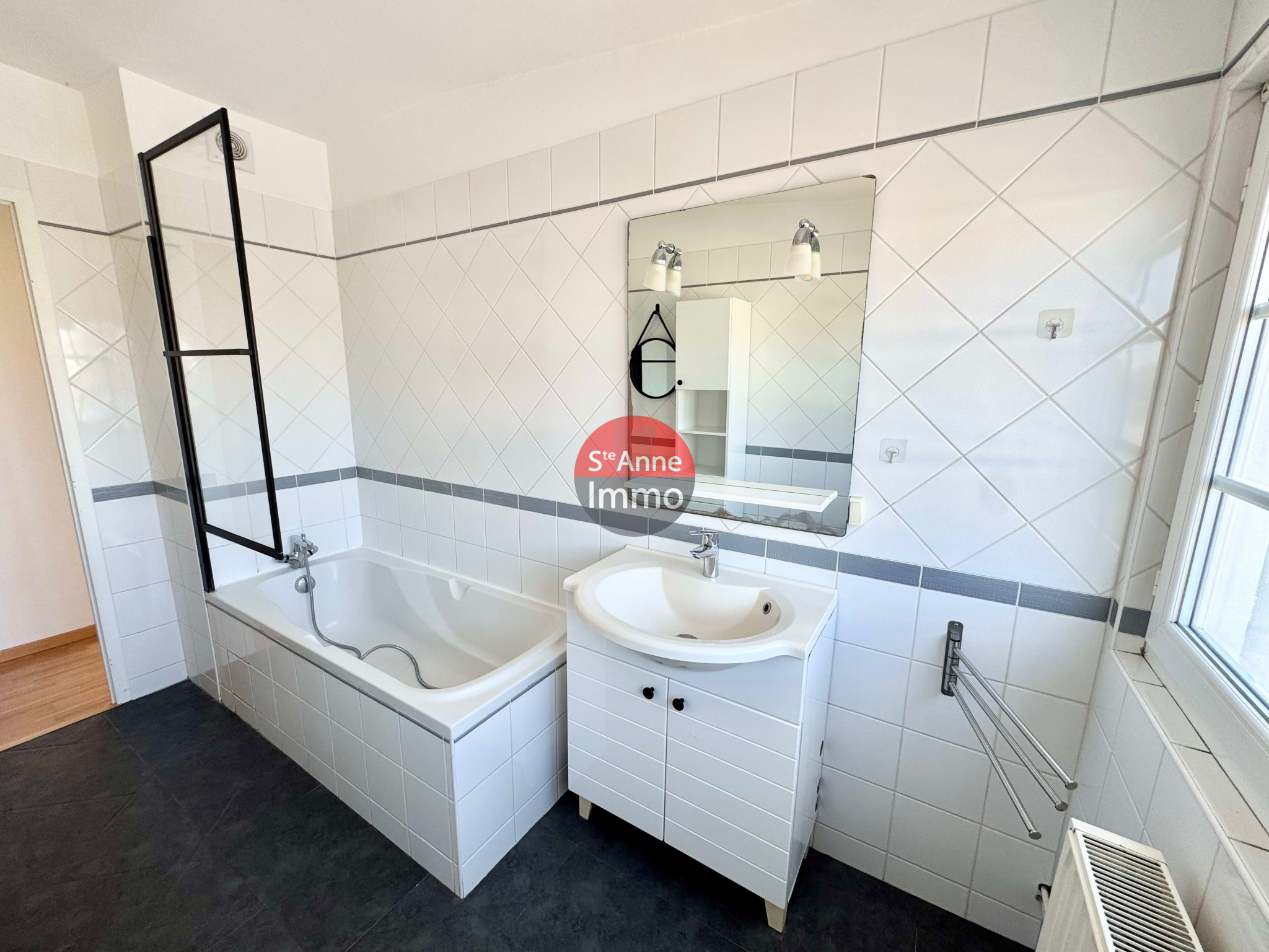 Immo80 – L'immobilier à Amiens et dans la Somme-BOVES – PROCHE AMIENS/GARE LONGUEAU – MAISON 105M2 – 3 CHAMBRES – JARDIN – GARAGE