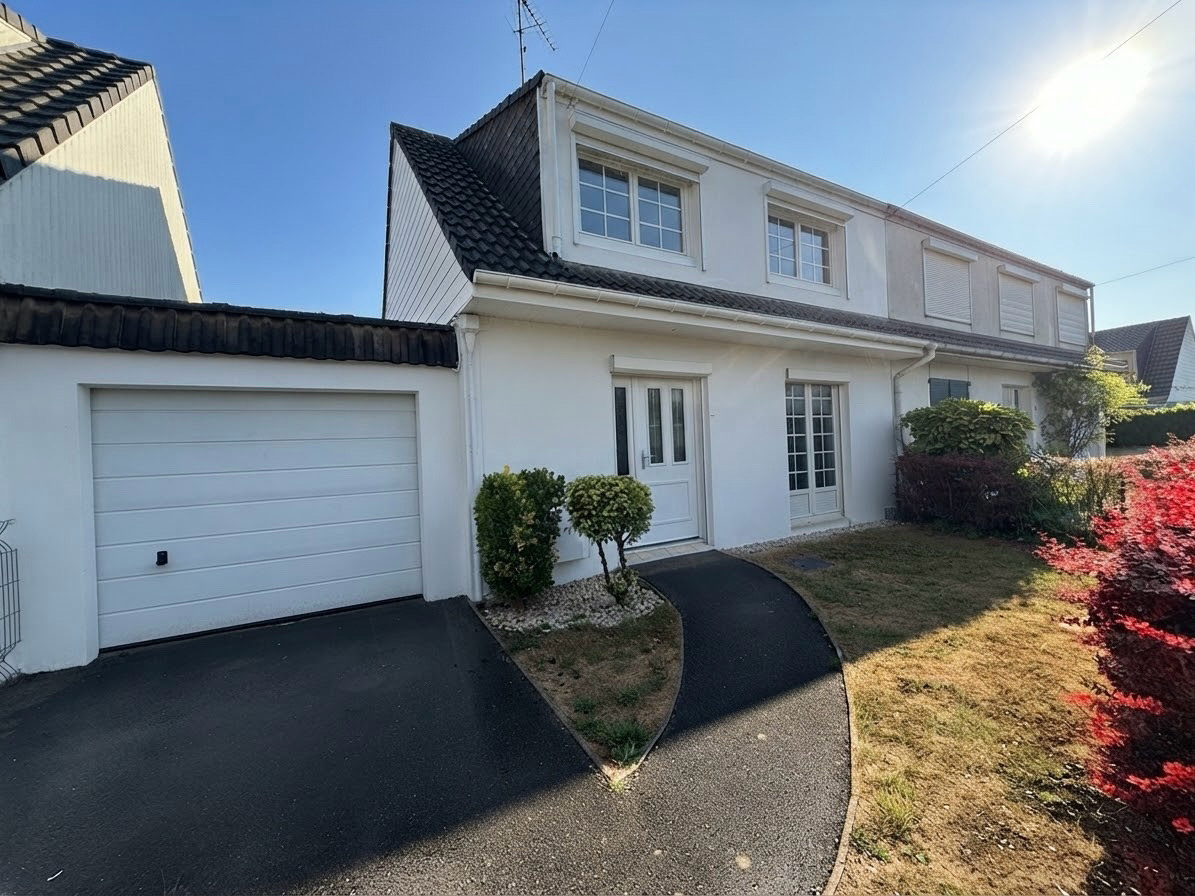 Immo80 – L'immobilier à Amiens et dans la Somme-BOVES – PROCHE AMIENS/GARE LONGUEAU – MAISON 105M2 – 3 CHAMBRES – JARDIN...