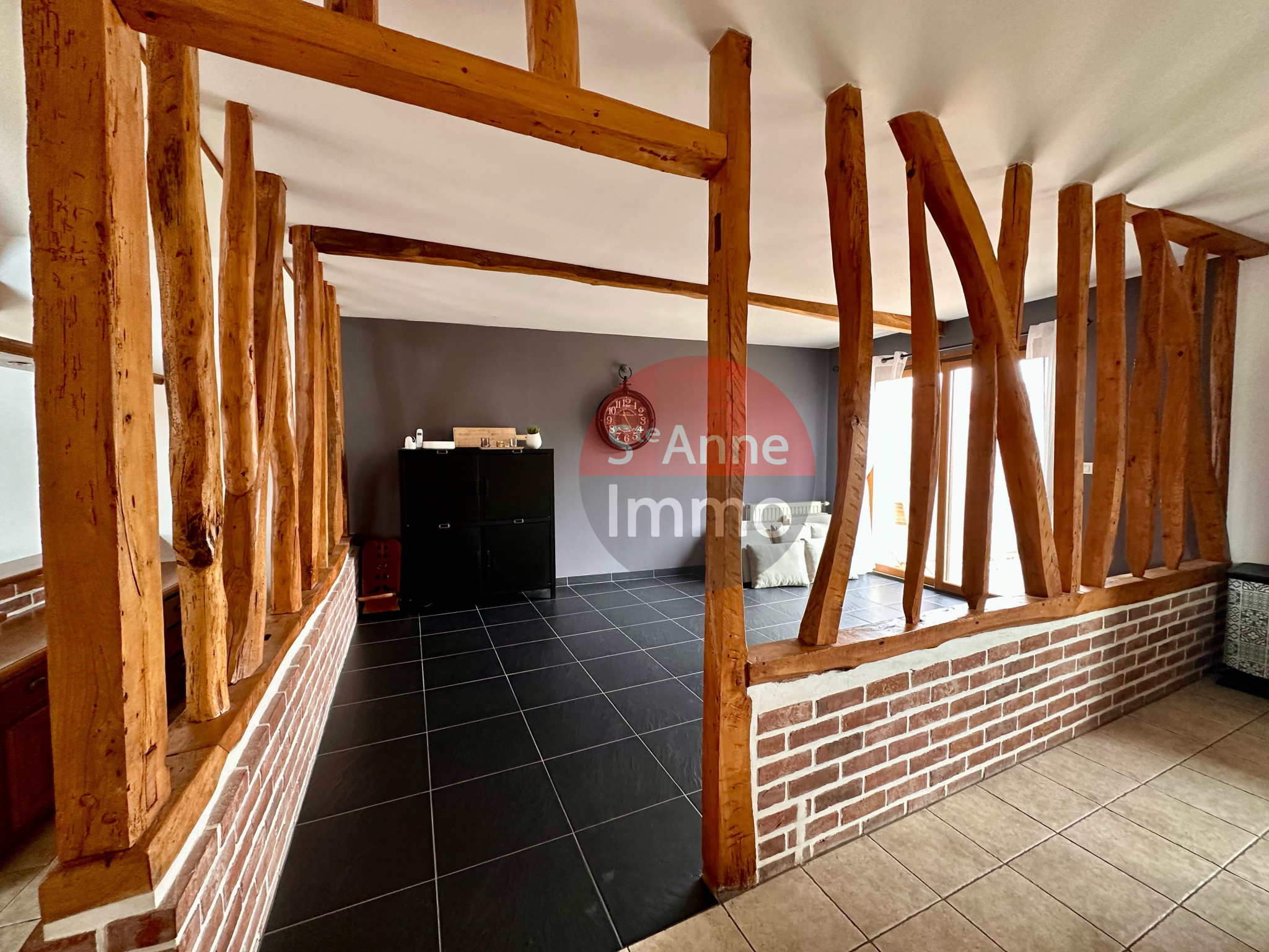 Immo80 – L'immobilier à Amiens et dans la Somme-HERISSART – MAISON – 210 M2 – 6 CHAMBRES – HANGAR – JARDIN