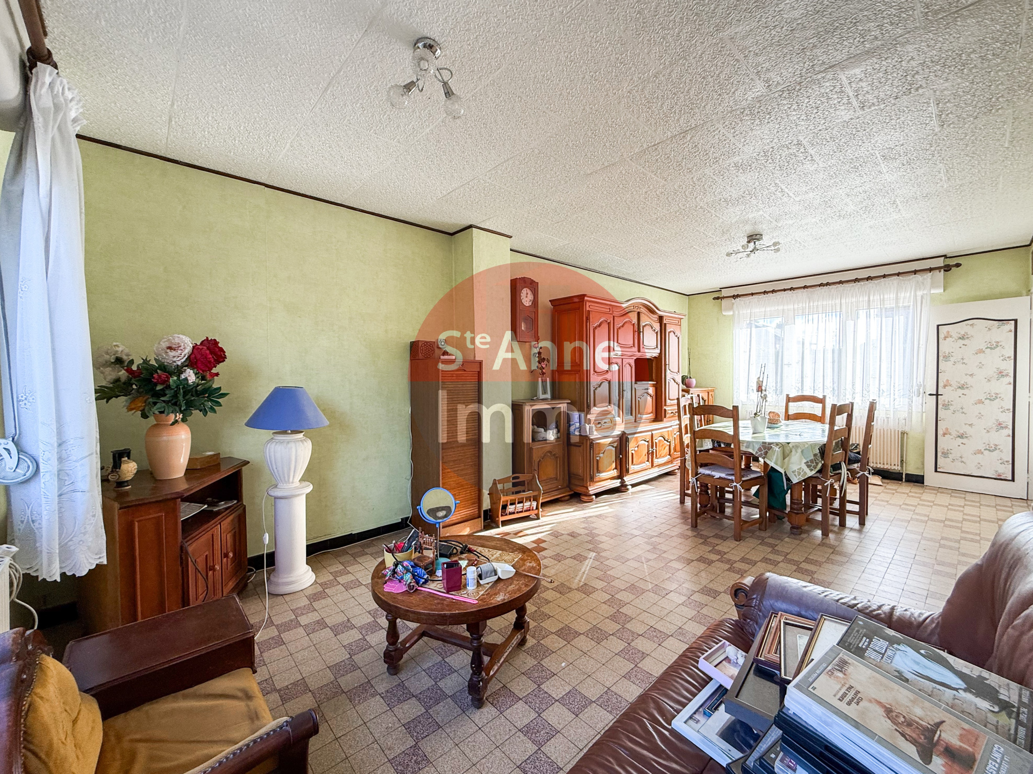 Immo80 – L'immobilier à Amiens et dans la Somme-ROSIERES-EN-SANTERRE – MAISON MITOYENNE – 3 CHAMBRES – GARAGE – JARDIN