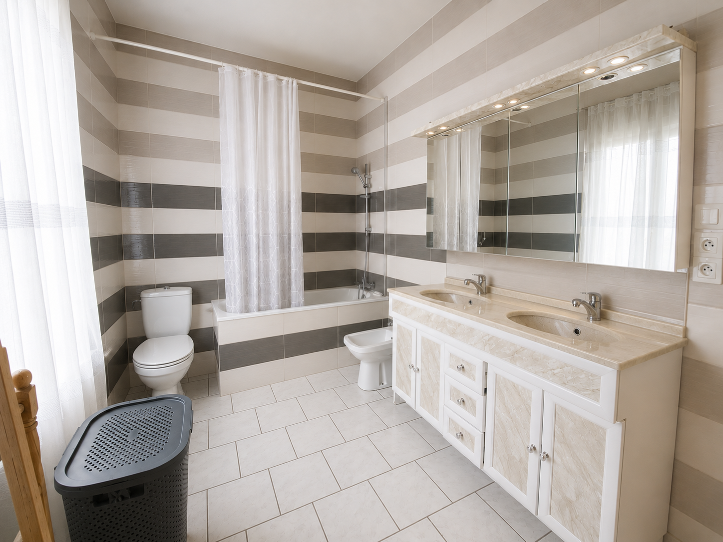 Immo80 – L'immobilier à Amiens et dans la Somme-AMIENS SAINT-HONORE – 145 M2 – 5 CHAMBRES