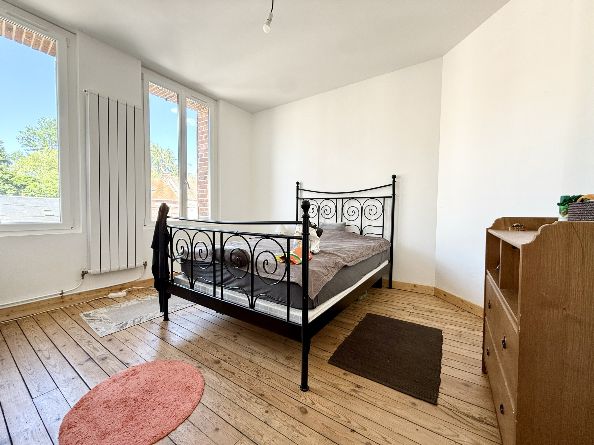Immo80 – L'immobilier à Amiens et dans la Somme-AMIENS – QUARTIER SAINT ACHEUL – AMIENOISE 2 FENETRES – 3 CHAMBRES – JARDIN – TERRASSE