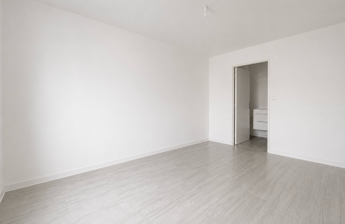 Immo80 – L'immobilier à Amiens et dans la Somme-AMIENS – QUARTIER SAINT PIERRE – APPARTEMENT T2 – PLACE DE PARKING – RESIDENCE SECURISEE