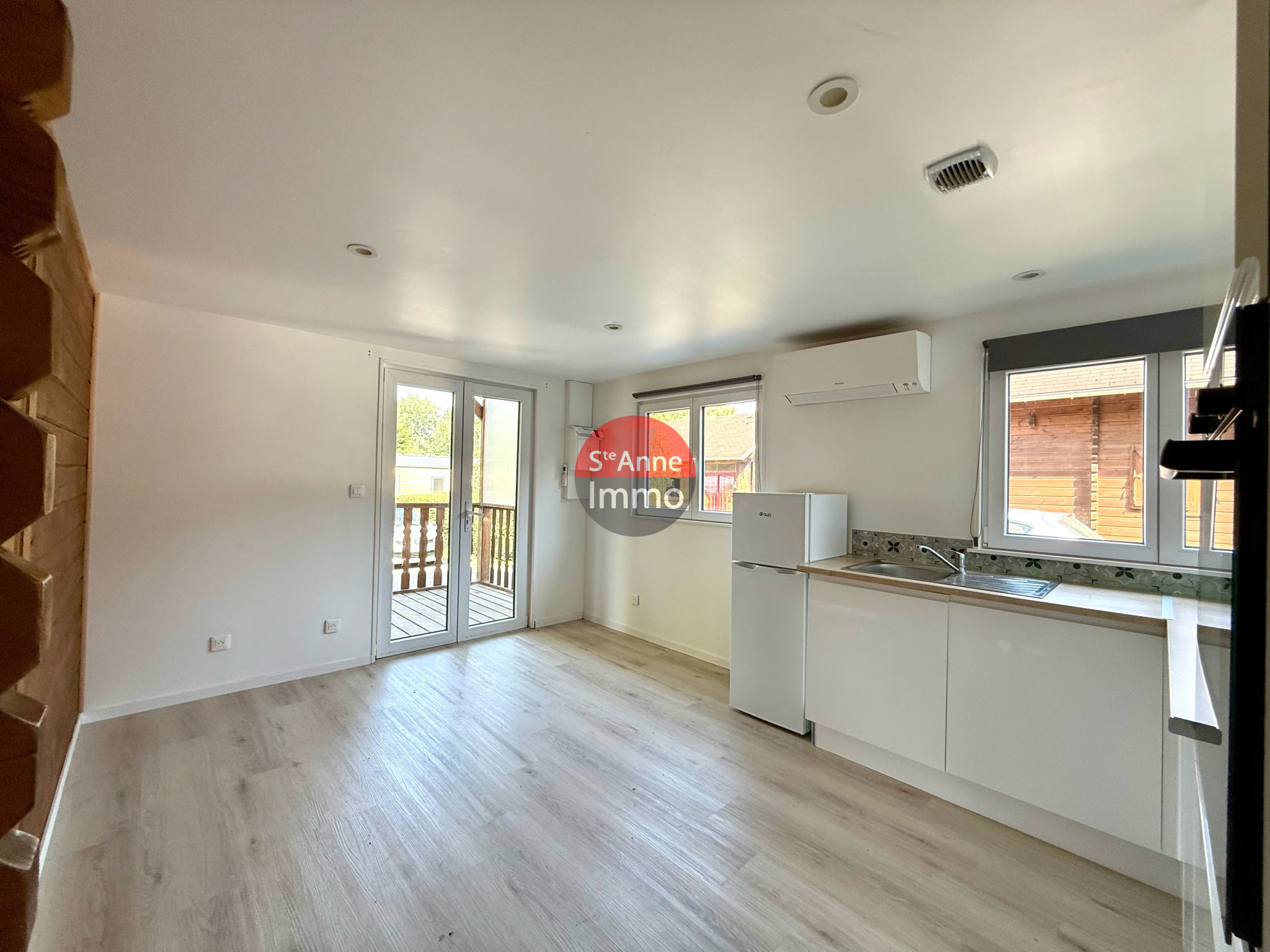 Immo80 – L'immobilier à Amiens et dans la Somme-CHALET – 36m2 – ORVILLERS SOREL – CAMPING – PLAIN PIED – 3 CHAMBRES – GARAGE – JARDIN – TERRASSE