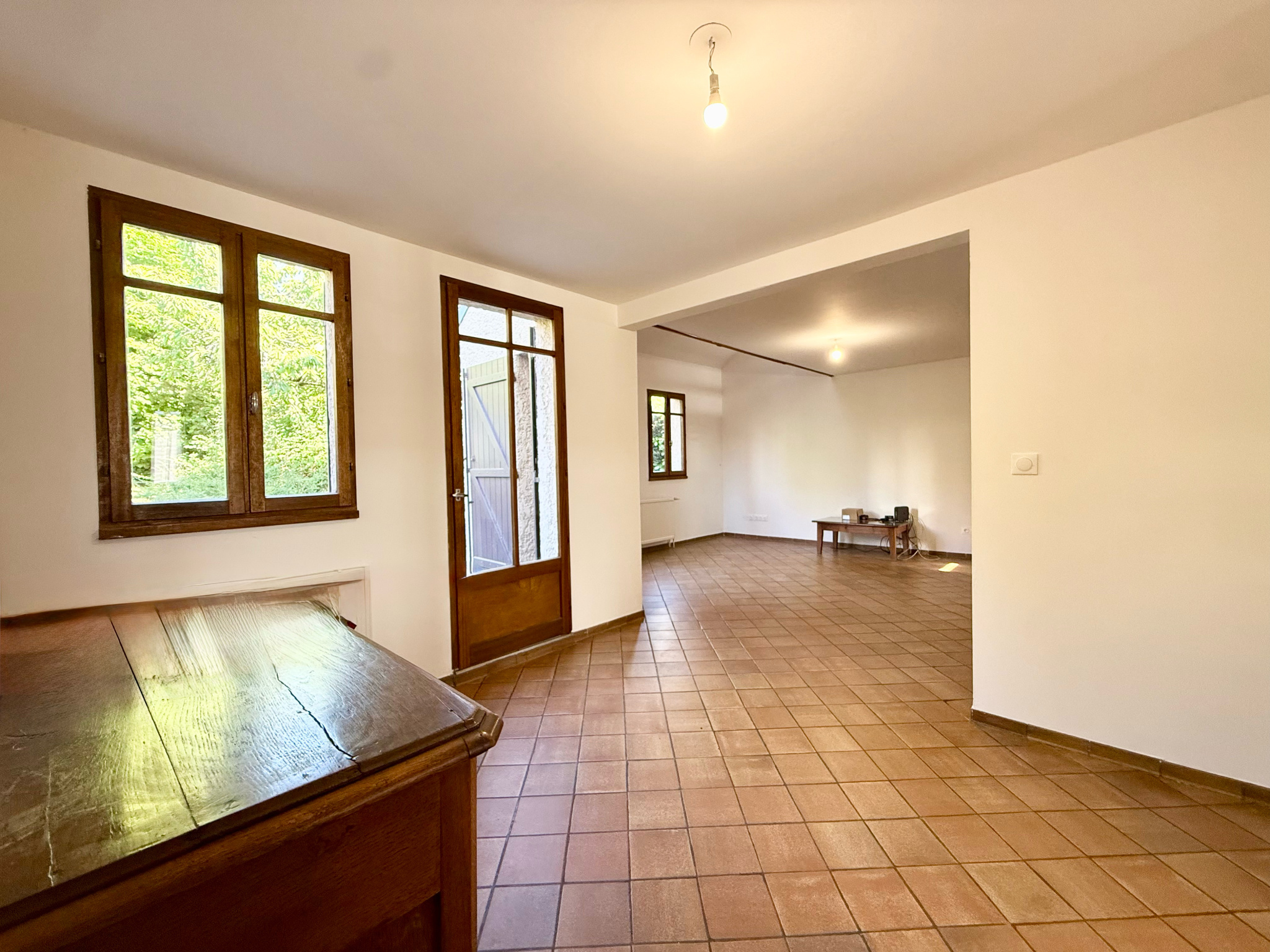 Immo80 – L'immobilier à Amiens et dans la Somme-AMIENS SUD EST – MAISON SEMI MITOYENNE – 5 CHAMBRES – GARAGE – JARDIN – DEPENDANCE