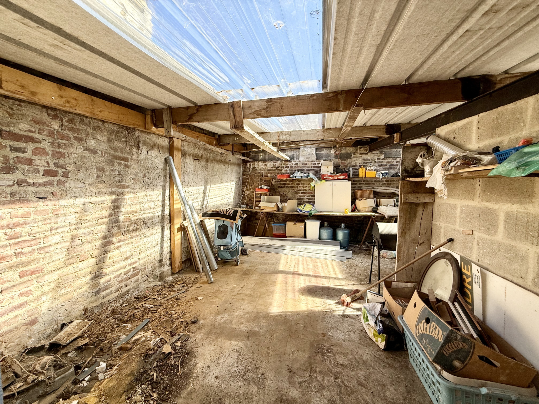 Immo80 – L'immobilier à Amiens et dans la Somme-MEHARICOURT – 70m2 – PAVILLON INDIVIDUELLE – 2 CHAMBRES – PLAIN PIED – SOUS SOL COMPLET – GARAGE – DEPENDANCE