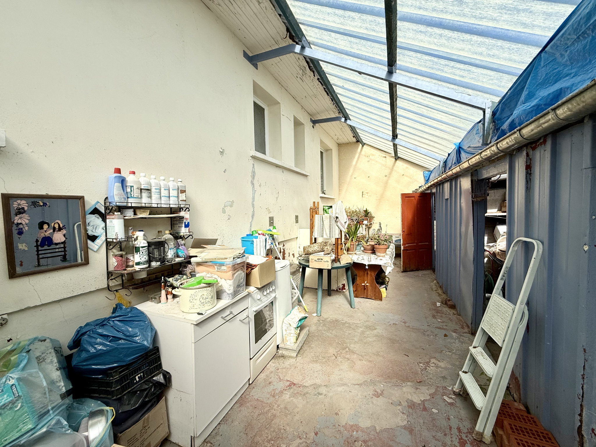 Immo80 – L'immobilier à Amiens et dans la Somme-MEHARICOURT – 70m2 – PAVILLON INDIVIDUELLE – 2 CHAMBRES – PLAIN PIED – SOUS SOL COMPLET – GARAGE – DEPENDANCE