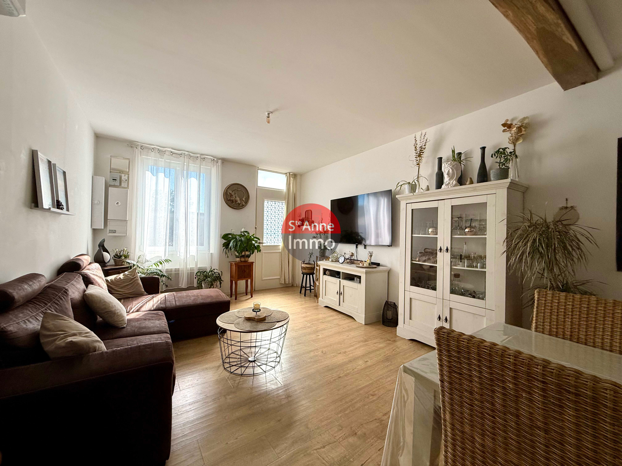 Immo80 – L'immobilier à Amiens et dans la Somme-ROIGLISE – MAISON INDIVIDUELLE – AUTONOMIE DE PLAIN PIED – 4 CHAMBRES – COUR – JARDIN – GRANGE de 160m2