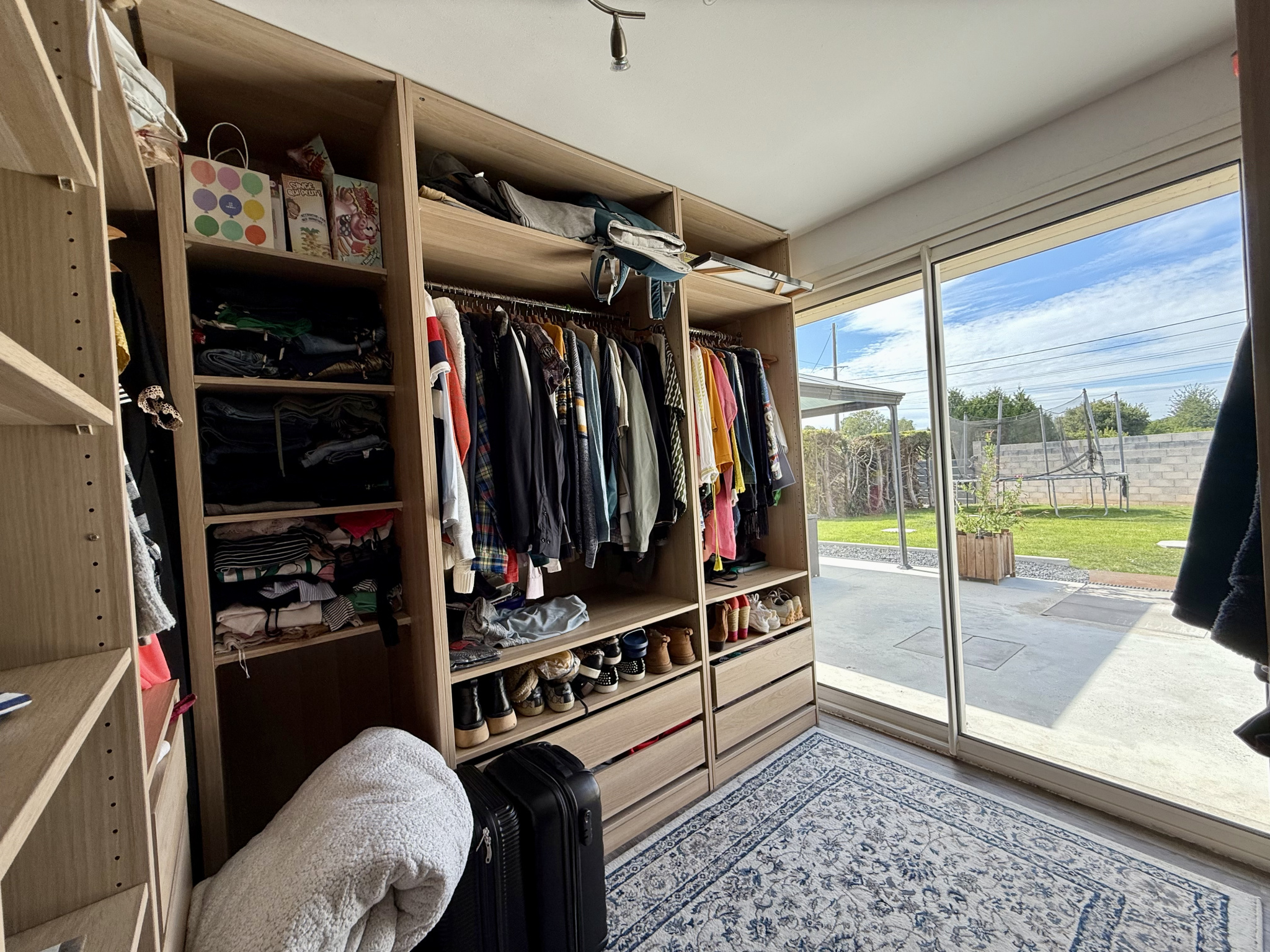 Immo80 – L'immobilier à Amiens et dans la Somme-CHAMPIEN – 135m2 – MAISON INDIVIDUELLE – AUTONOMIE DE PLAIN PIED – 5 CHAMBRES – JARDIN – COUR – TERRASSE – DEP