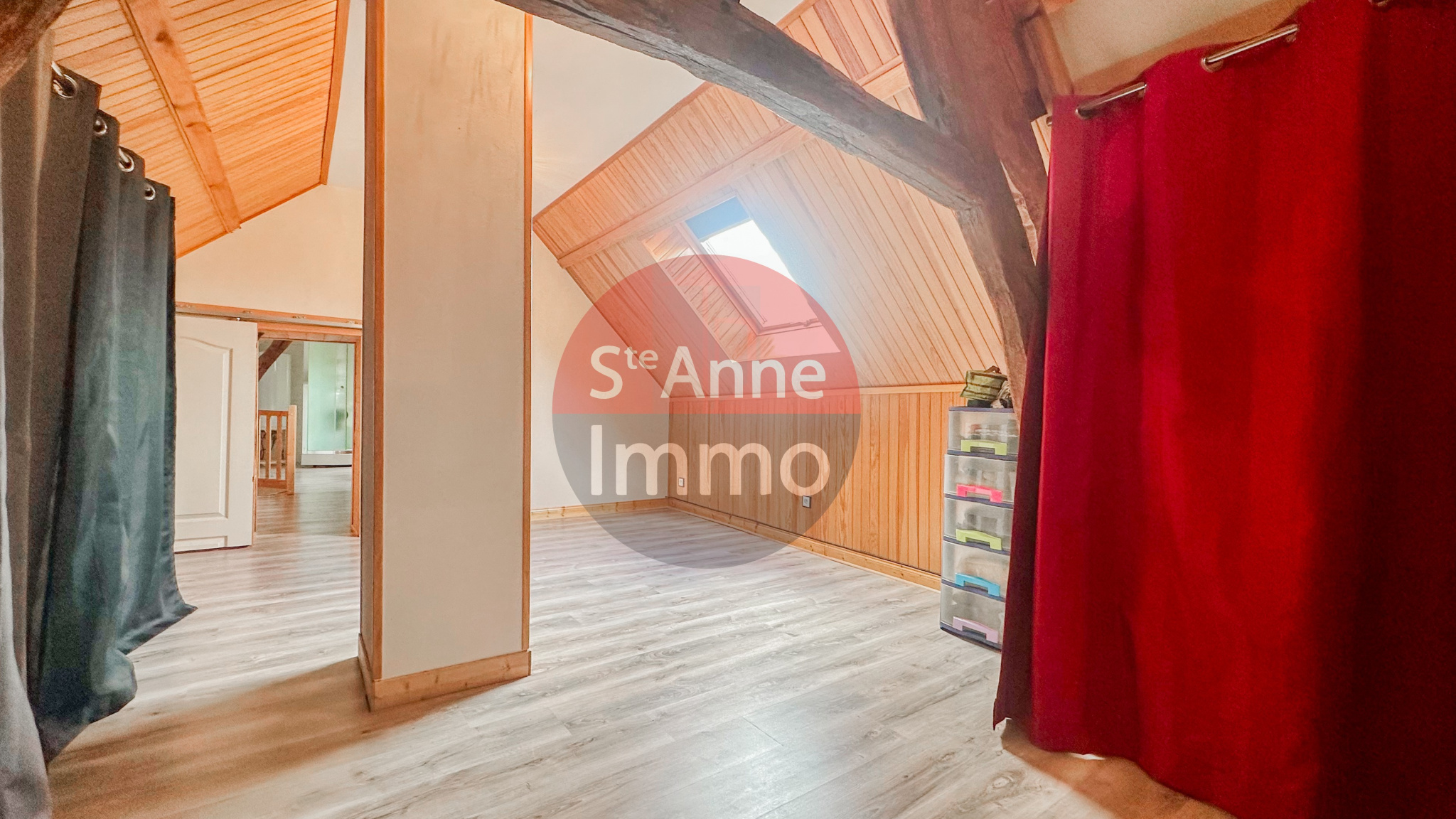 Immo80 – L'immobilier à Amiens et dans la Somme-ROGY – MAISON LONGERE – 4 CHAMBRES – JARDIN – GARAGE