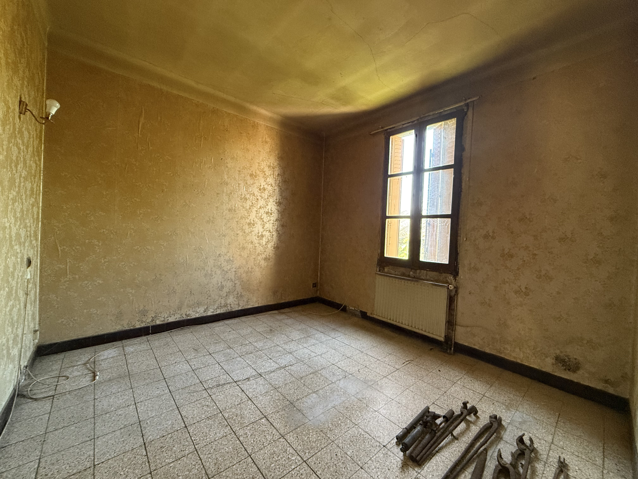 Immo80 – L'immobilier à Amiens et dans la Somme-AMIENS – QUARTIER SAINT MAURICE – MAISON DE PLAIN PIED – GARAGE – JARDIN – DEPENDANCE