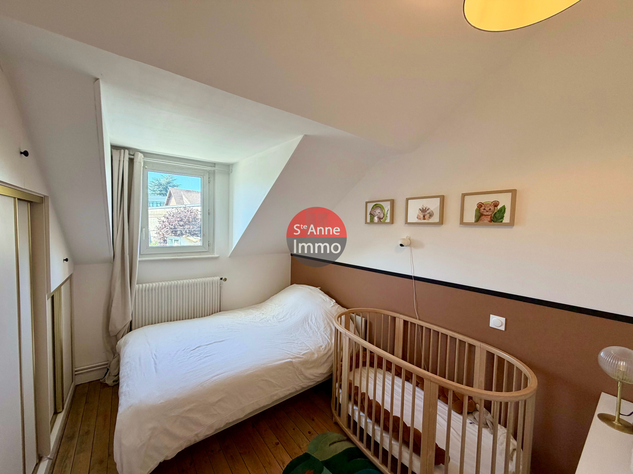 Immo80 – L'immobilier à Amiens et dans la Somme-AMIENS – QUARTIER SUD EST  – MAISON INDIVIDUELLE – 117m2 – 3 CHAMBRES – 1 BUREAU – JARDIN