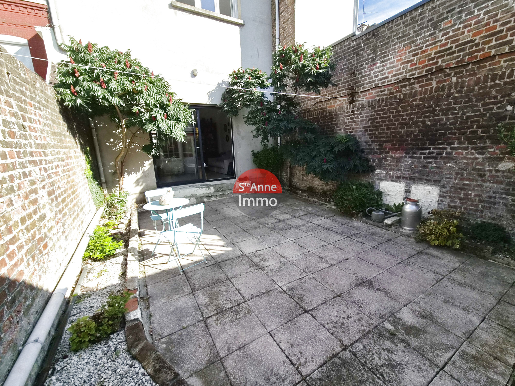 Immo80 – L'immobilier à Amiens et dans la Somme-AMIENS SAINTE-ANNE, AMIÉNOISE RENOVEE DE 145 M2 AVEC TERRASSE ET DÉPENDANCE