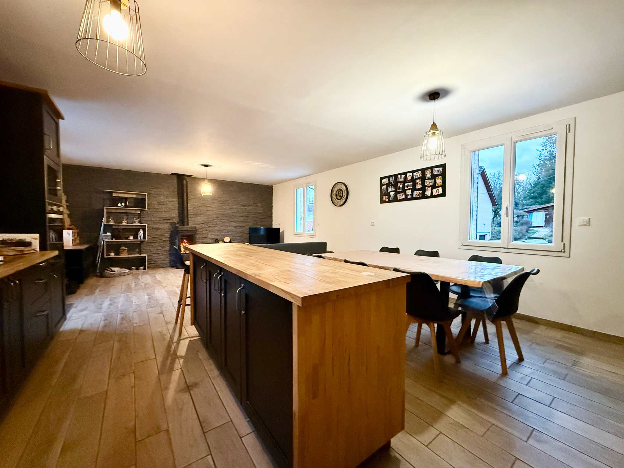 Immo80 – L'immobilier à Amiens et dans la Somme-BRACHES – MAISON – 4 CHAMBRES – GARAGE – ATELIER – JARDIN – DEPENDANCES – CAVE