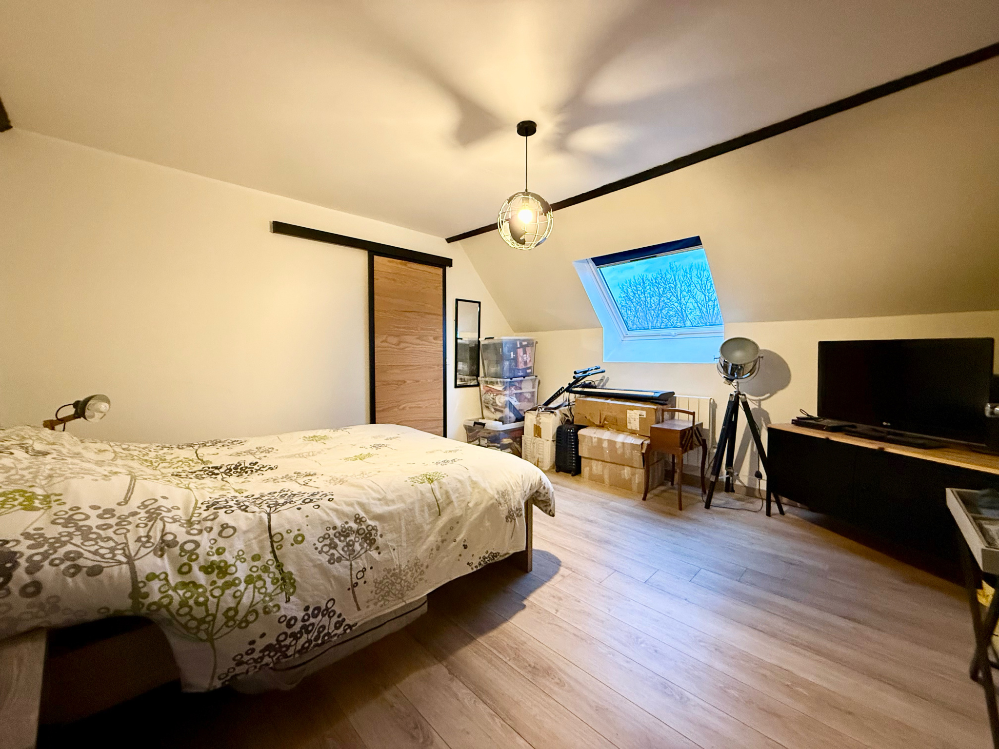 Immo80 – L'immobilier à Amiens et dans la Somme-BRACHES – MAISON – 4 CHAMBRES – GARAGE – ATELIER – JARDIN – DEPENDANCES – CAVE