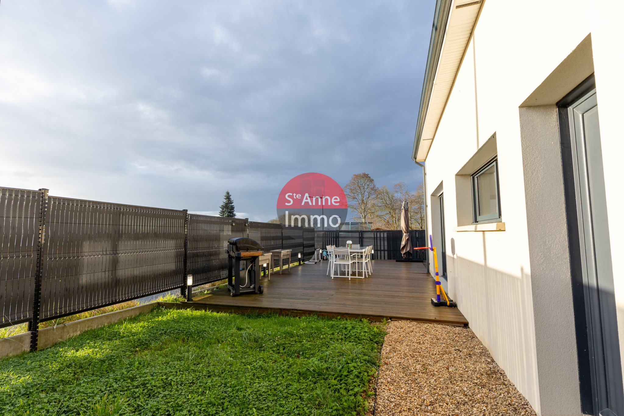 Immo80 – L'immobilier à Amiens et dans la Somme-CORBIE – PAVILLON INDIVIDUEL – 3 CHAMBRES – JARDIN – TERRASSE – GARAGE