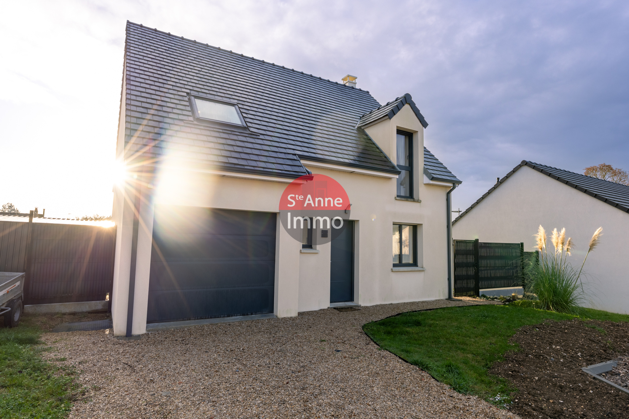 Immo80 – L'immobilier à Amiens et dans la Somme-CORBIE – PAVILLON INDIVIDUEL – 3 CHAMBRES – JARDIN – TERRASSE – GARAGE