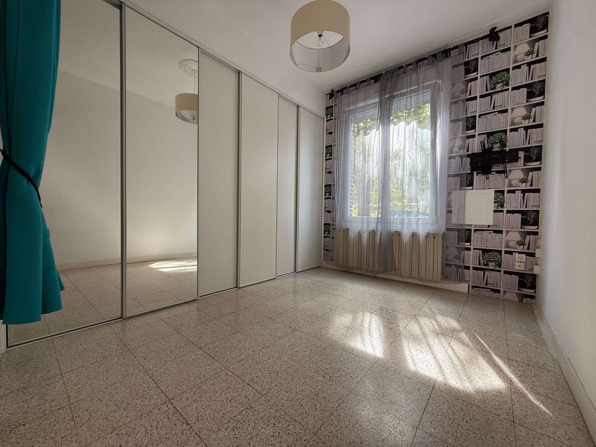 Immo80 – L'immobilier à Amiens et dans la Somme-AMIENS – QUARTIER SAINT ACHEUL – AMIENOISE – COUR – DEPENDANCES – CAVE