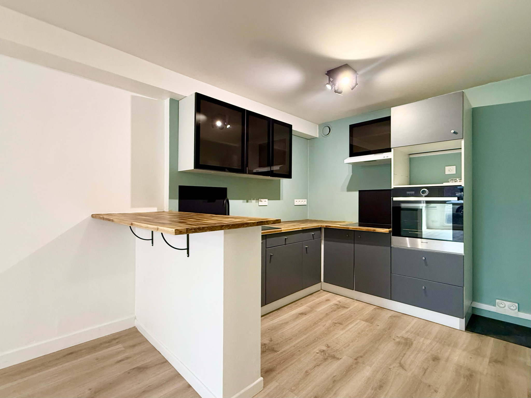 Immo80 – L'immobilier à Amiens et dans la Somme-AMIENS – VAL D&rsquo;AVRE – APPARTEMENT T2 bis – CHAMBRE – BUREAU – TERRASSE