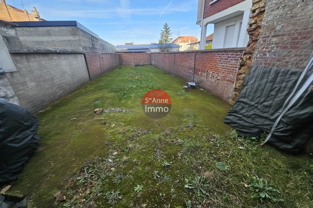 Immo80 – L'immobilier à Amiens et dans la Somme-AMIENS SAINT ACHEUL A 15MIN À PIED DE LA GARE AMIENOISE 130M2- 4 CHS AVEC JARDIN