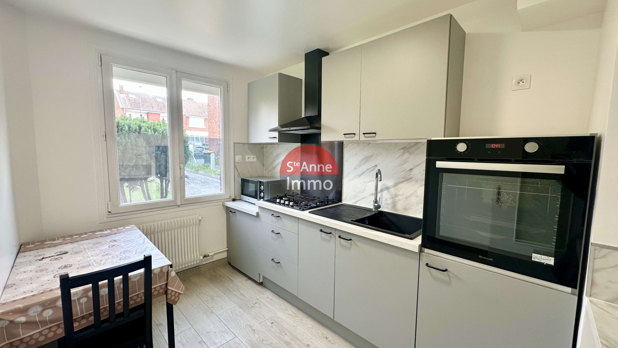 Immo80 – L'immobilier à Amiens et dans la Somme-AMIENS – QUARTIER SAINT-PIERRE – MAISON SEMI-MITOYENNE – 4 CHAMBRES – GARAGE