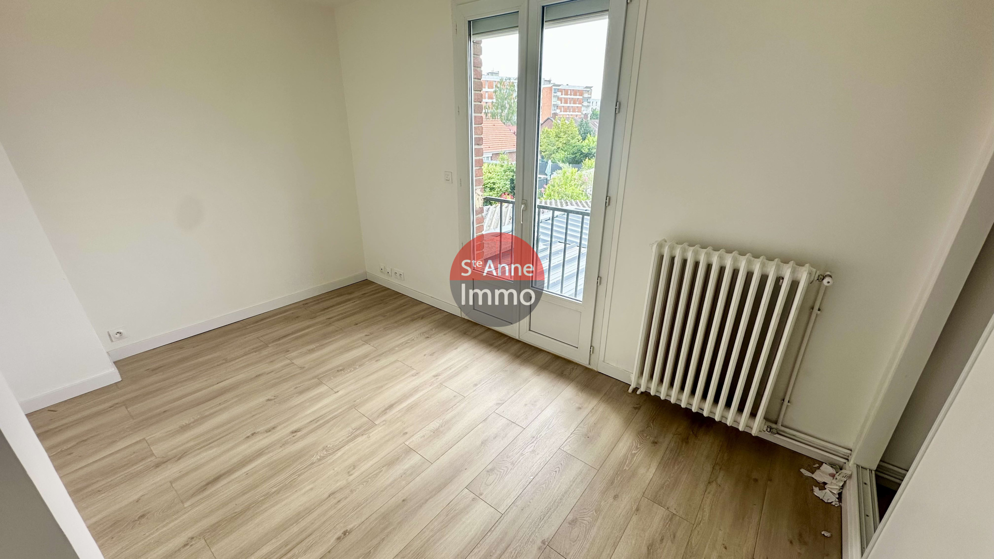 Immo80 – L'immobilier à Amiens et dans la Somme-AMIENS – QUARTIER SAINT-PIERRE – MAISON SEMI-MITOYENNE – 4 CHAMBRES – GARAGE