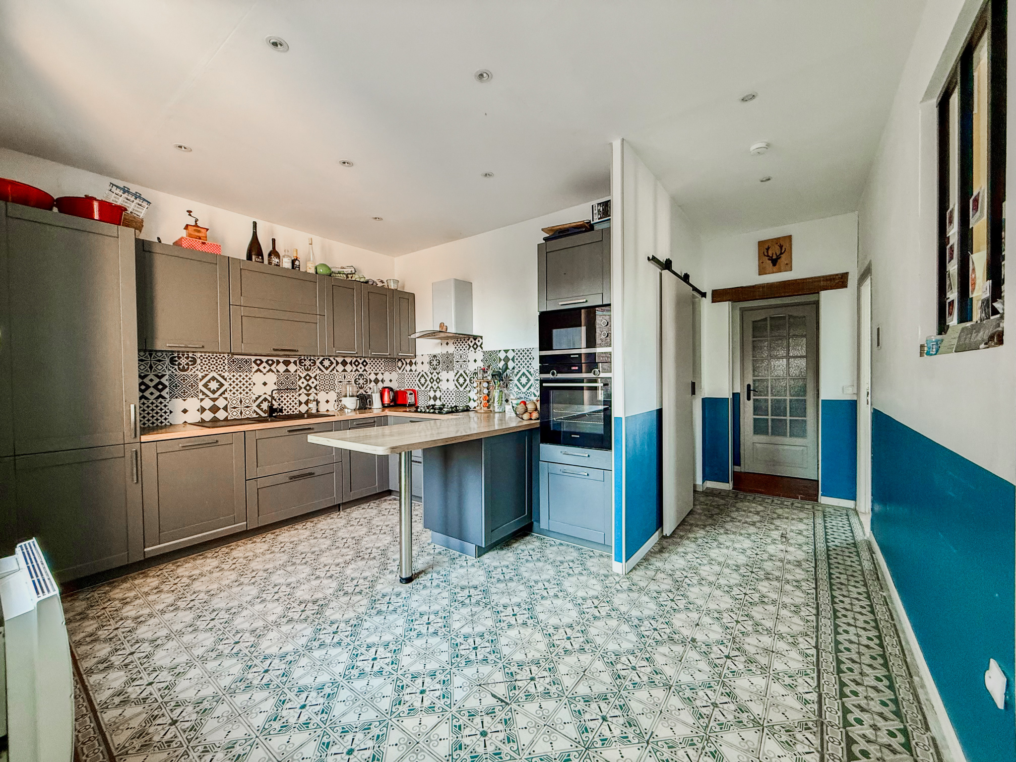 Immo80 – L'immobilier à Amiens et dans la Somme-ROUVROY-EN-SANTERRE – 120m2 – MAISON INDIVIDUELLE – AUTONOMIE DE PLAIN PIED – 4 CHAMBRES – DEPENDANCE – JARDIN