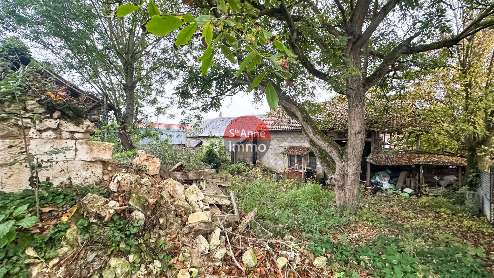 Immo80 – L'immobilier à Amiens et dans la Somme-FREMONTIERS – LONGERE – 105m2 – TRAVAUX A PREVOIR – JARDIN