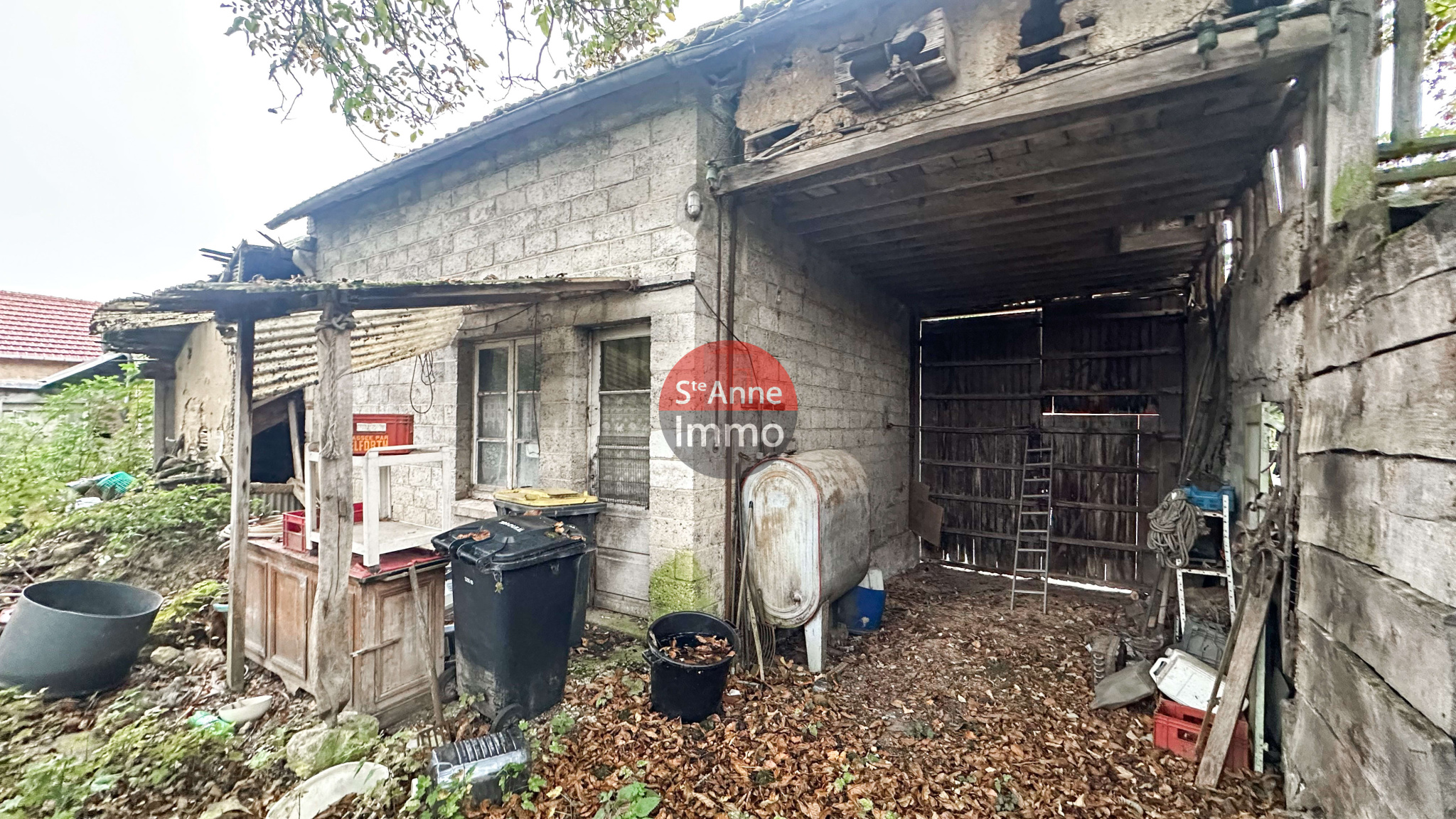 Immo80 – L'immobilier à Amiens et dans la Somme-FREMONTIERS – LONGERE – 105m2 – TRAVAUX A PREVOIR – JARDIN