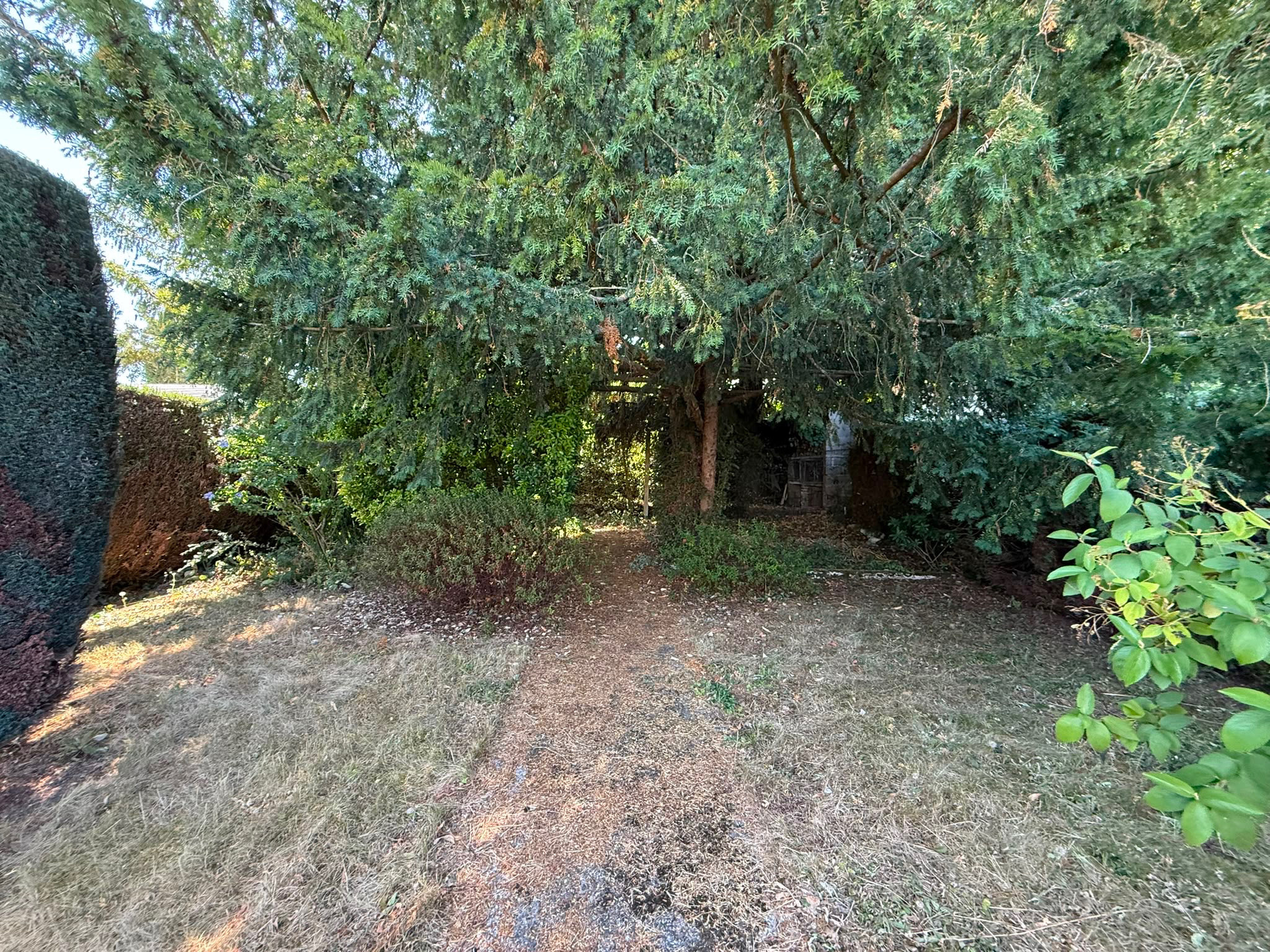 Immo80 – L'immobilier à Amiens et dans la Somme-AMIENS – QUARTIER SAINT ACHEUL / VAL D&rsquo;AVRE – MAISON DE VILLE – JARDIN – GARAGE – DEPENDANCE – TERRASSE