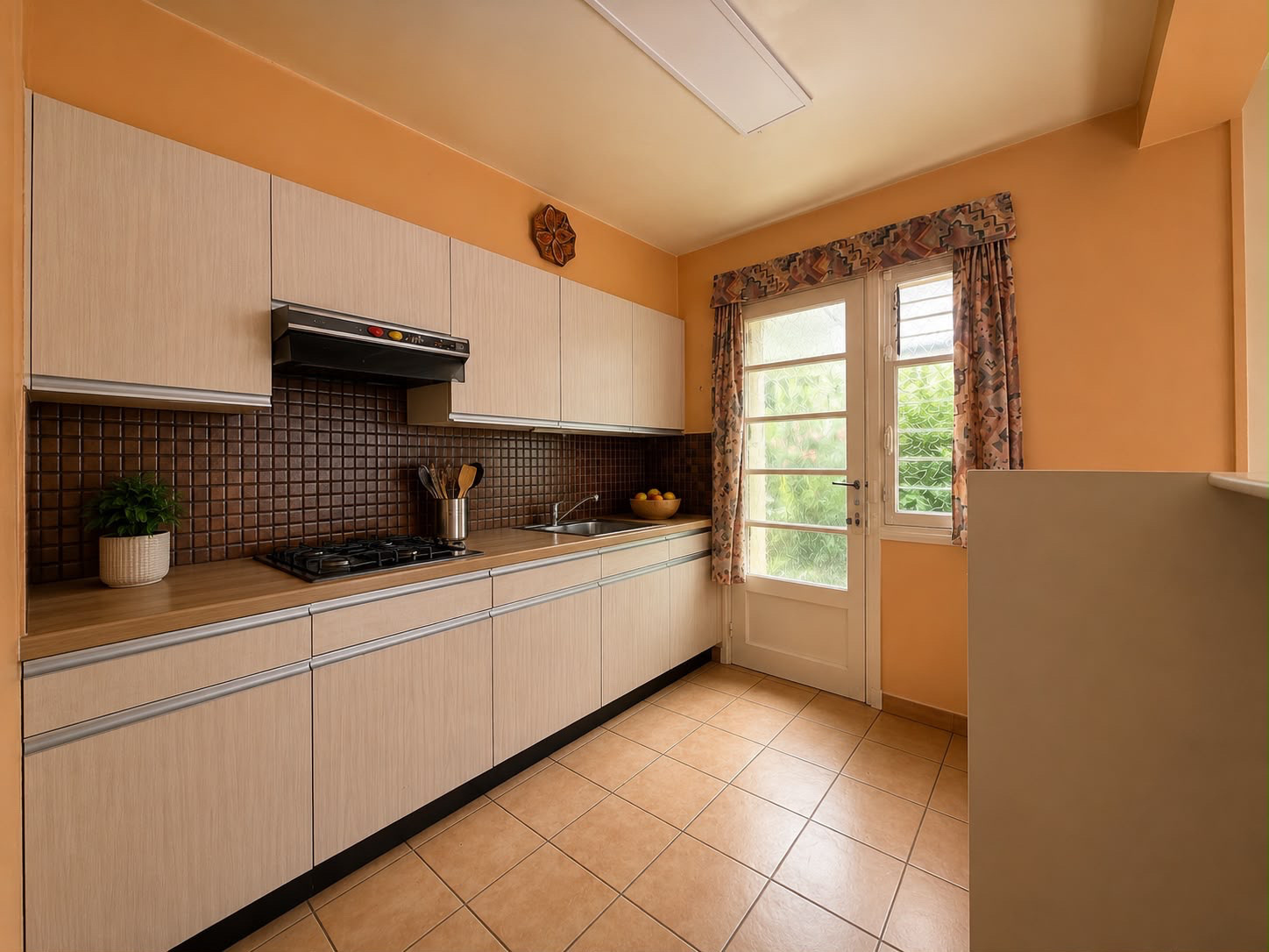 Immo80 – L'immobilier à Amiens et dans la Somme-AMIENS – QUARTIER SAINT ACHEUL / VAL D&rsquo;AVRE – MAISON DE VILLE – JARDIN – GARAGE – DEPENDANCE – TERRASSE