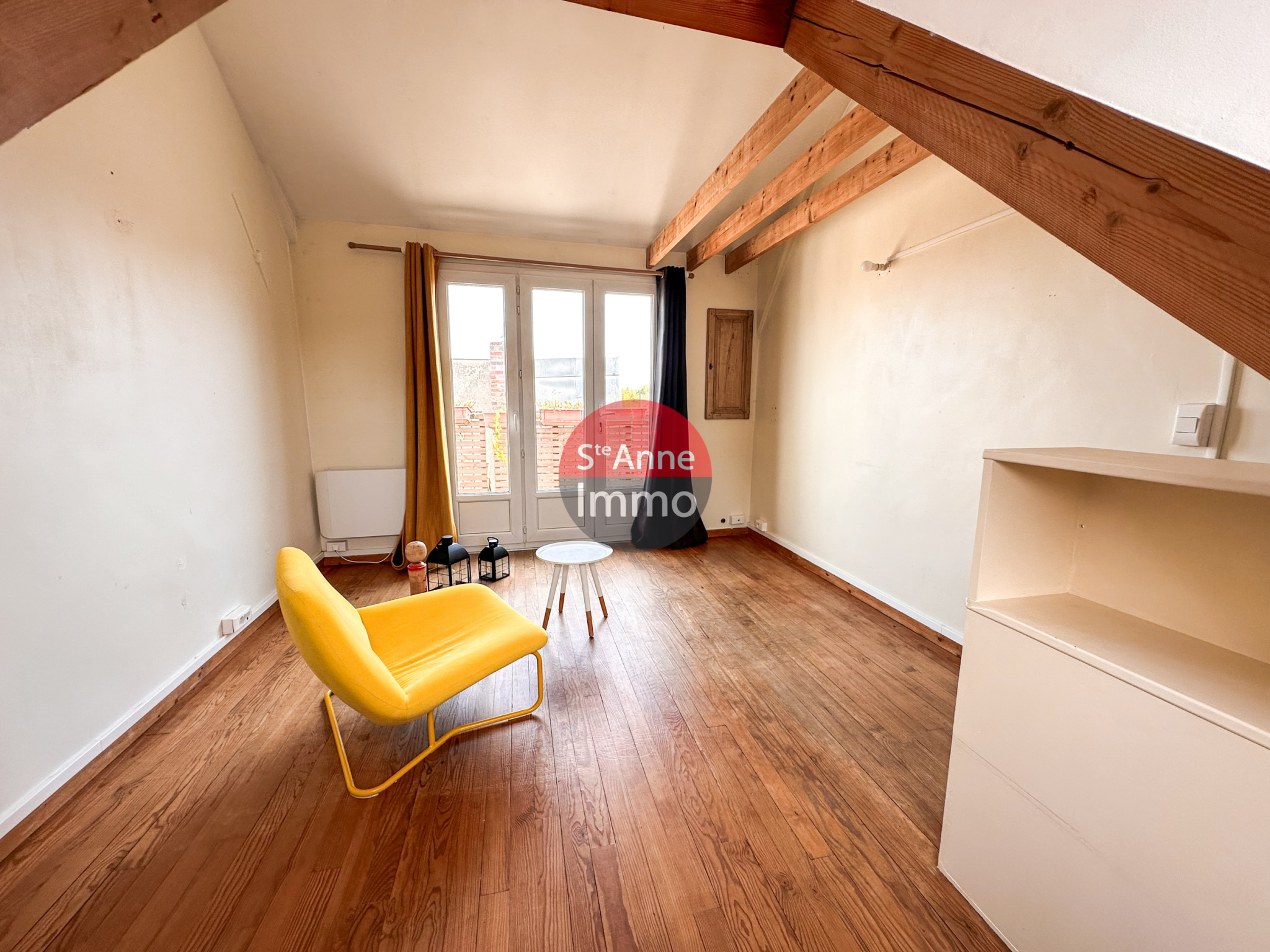 Immo80 – L'immobilier à Amiens et dans la Somme-AMIENS – SAINT LEU – IMMEUBLE – 93 M2 – 1 COMMERCE – 3 LOGEMENTS – BALCON
