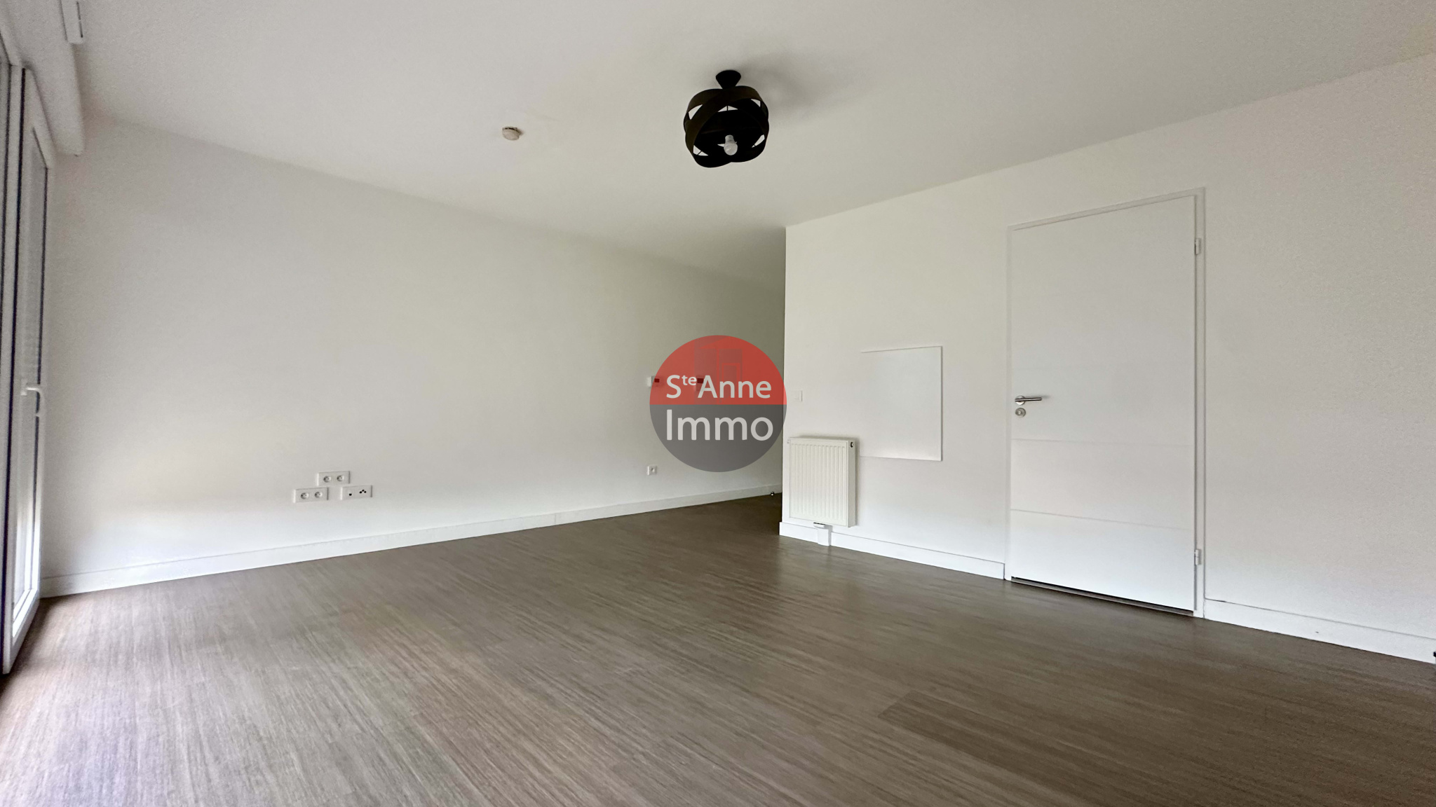 Immo80 – L'immobilier à Amiens et dans la Somme-AMIENS – QUARTIER HENRIVILLE – APPARTEMENT T1 – BALCON – PLACE DE STATIONNEMENT PRIVATIVE